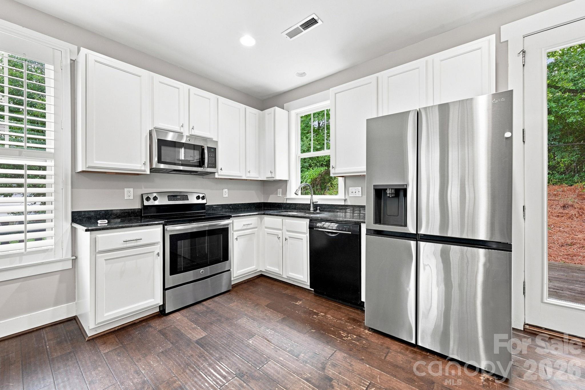 146 Mock Road Property Photo 5