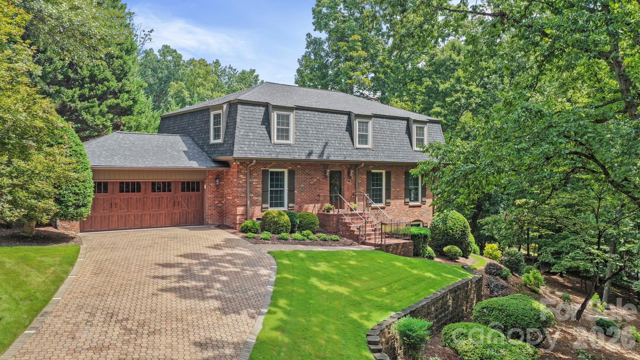 200 Keyhole Court Property Photo 1