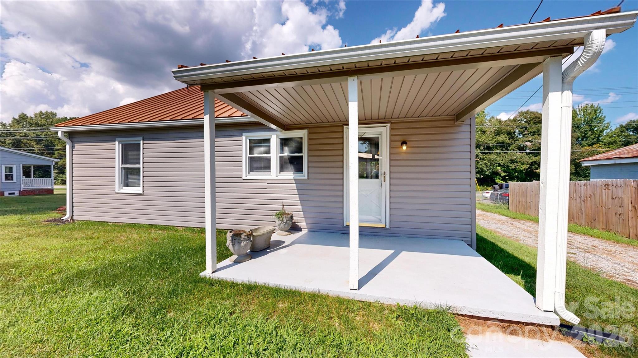 2106 Statesville Highway Property Photo 21