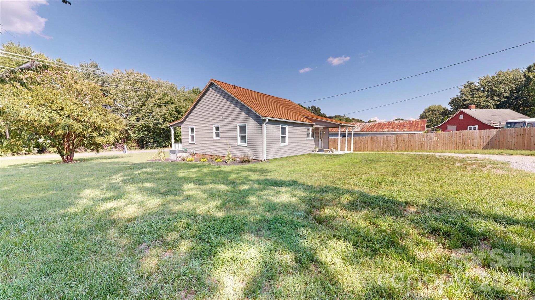 2106 Statesville Highway Property Photo 22
