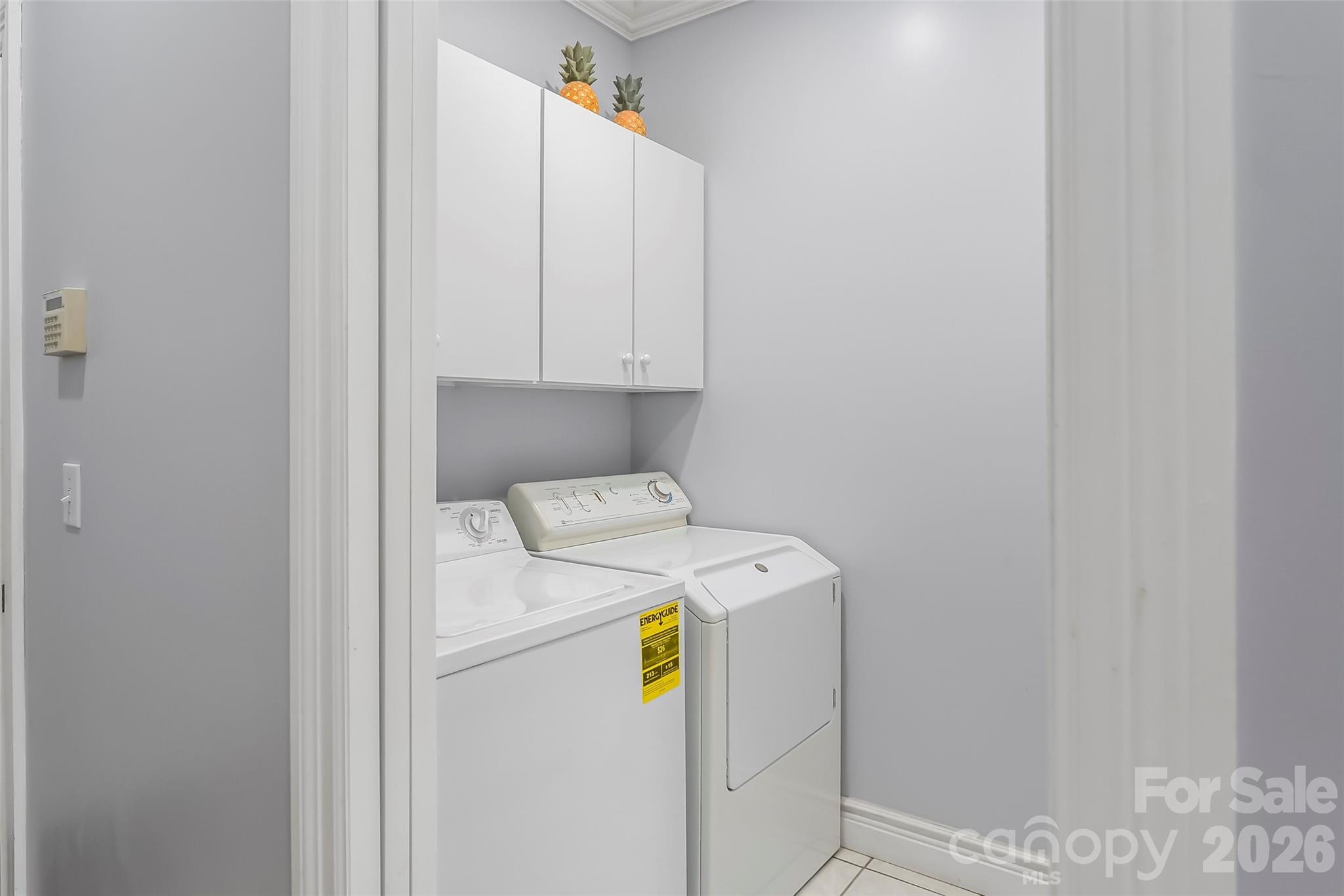 705 Waters Edge Drive Property Photo 17