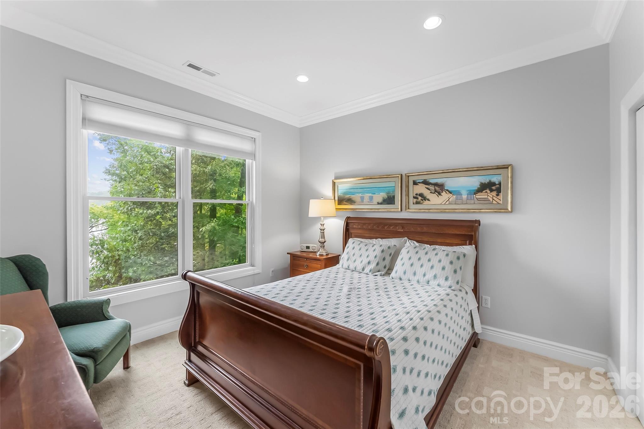 705 Waters Edge Drive Property Photo 32