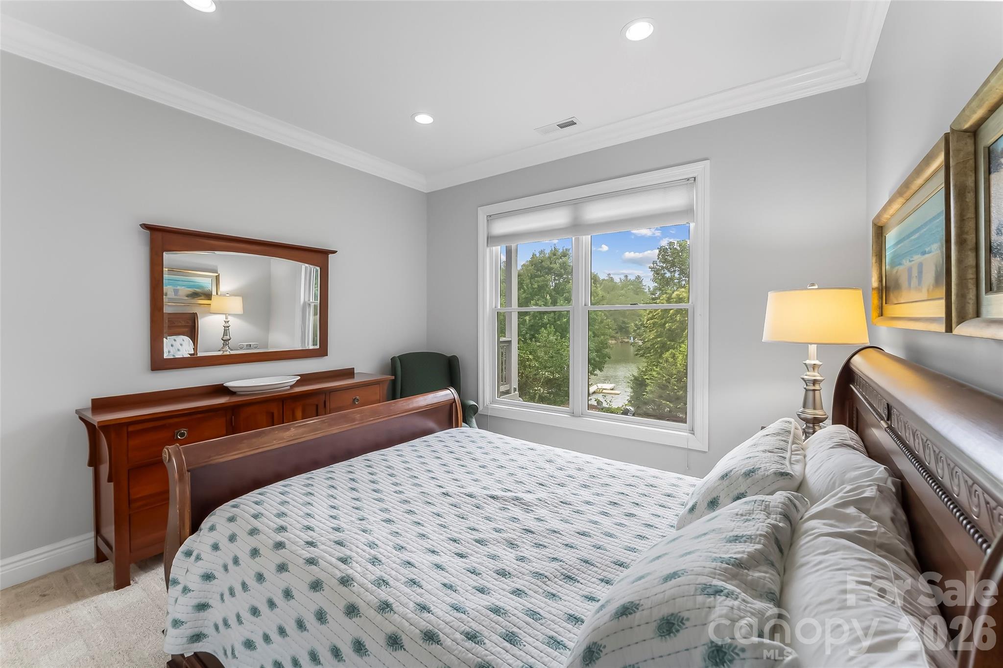 705 Waters Edge Drive Property Photo 33