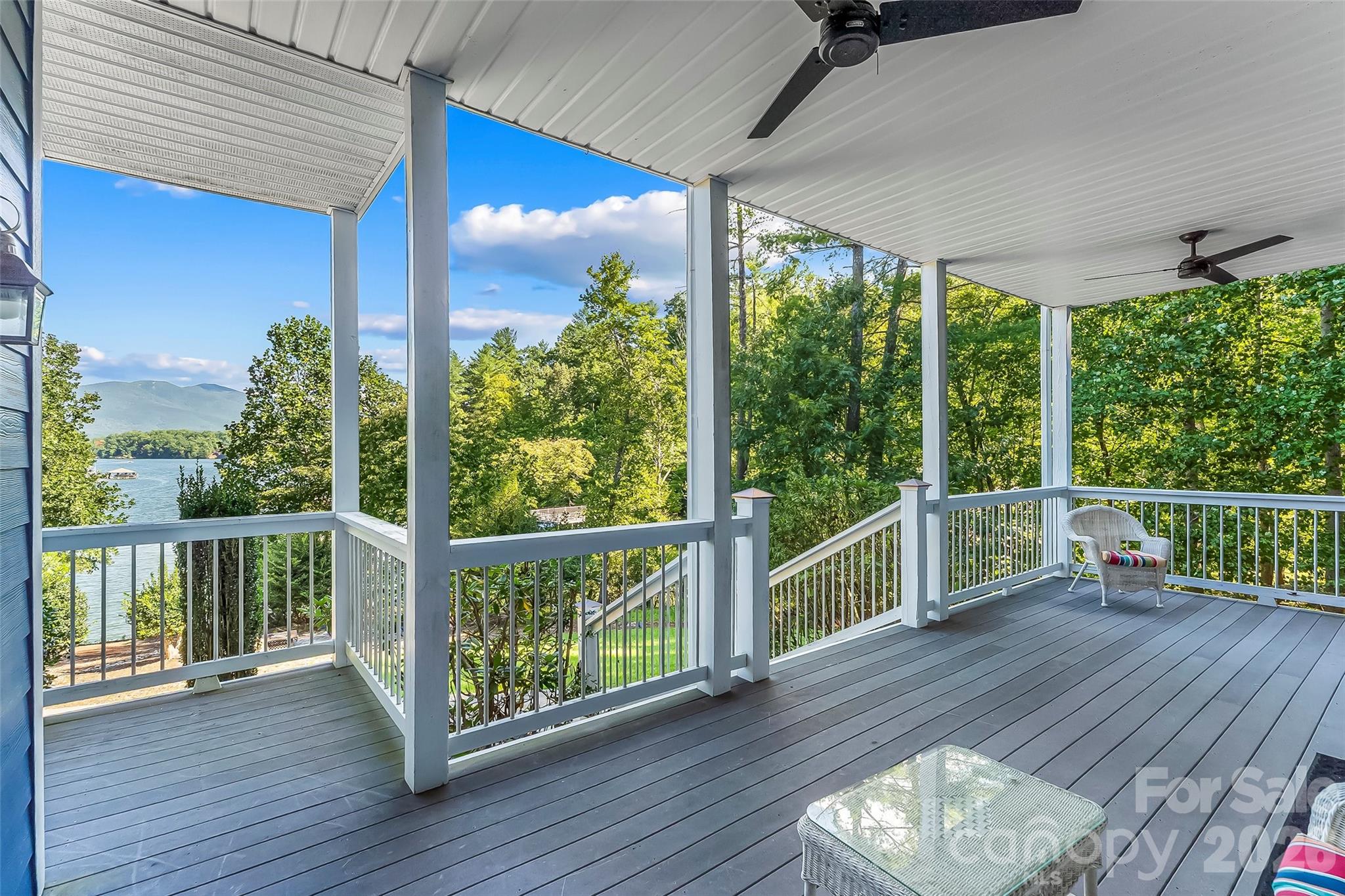 705 Waters Edge Drive Property Photo 40