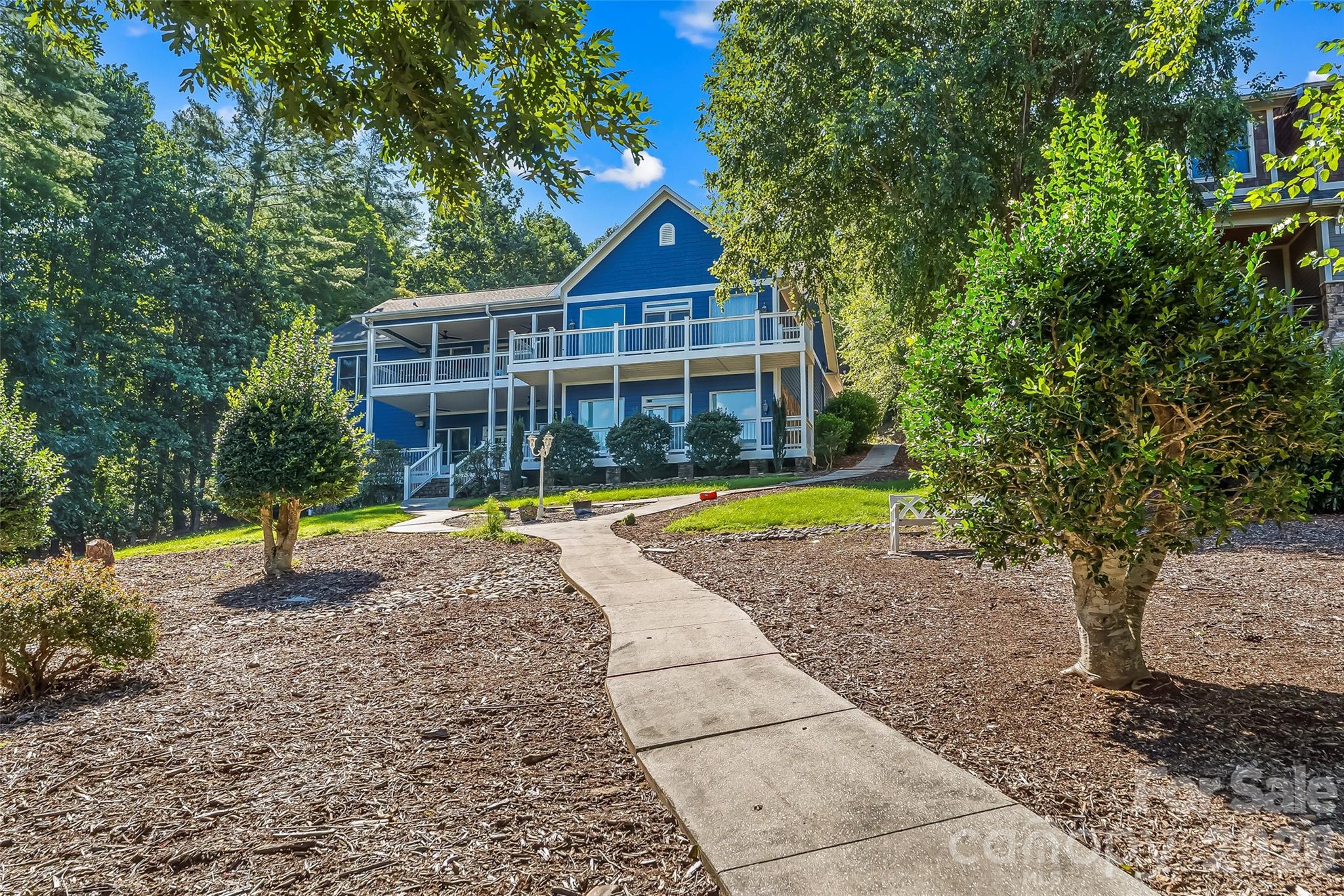 705 Waters Edge Drive Property Photo 43