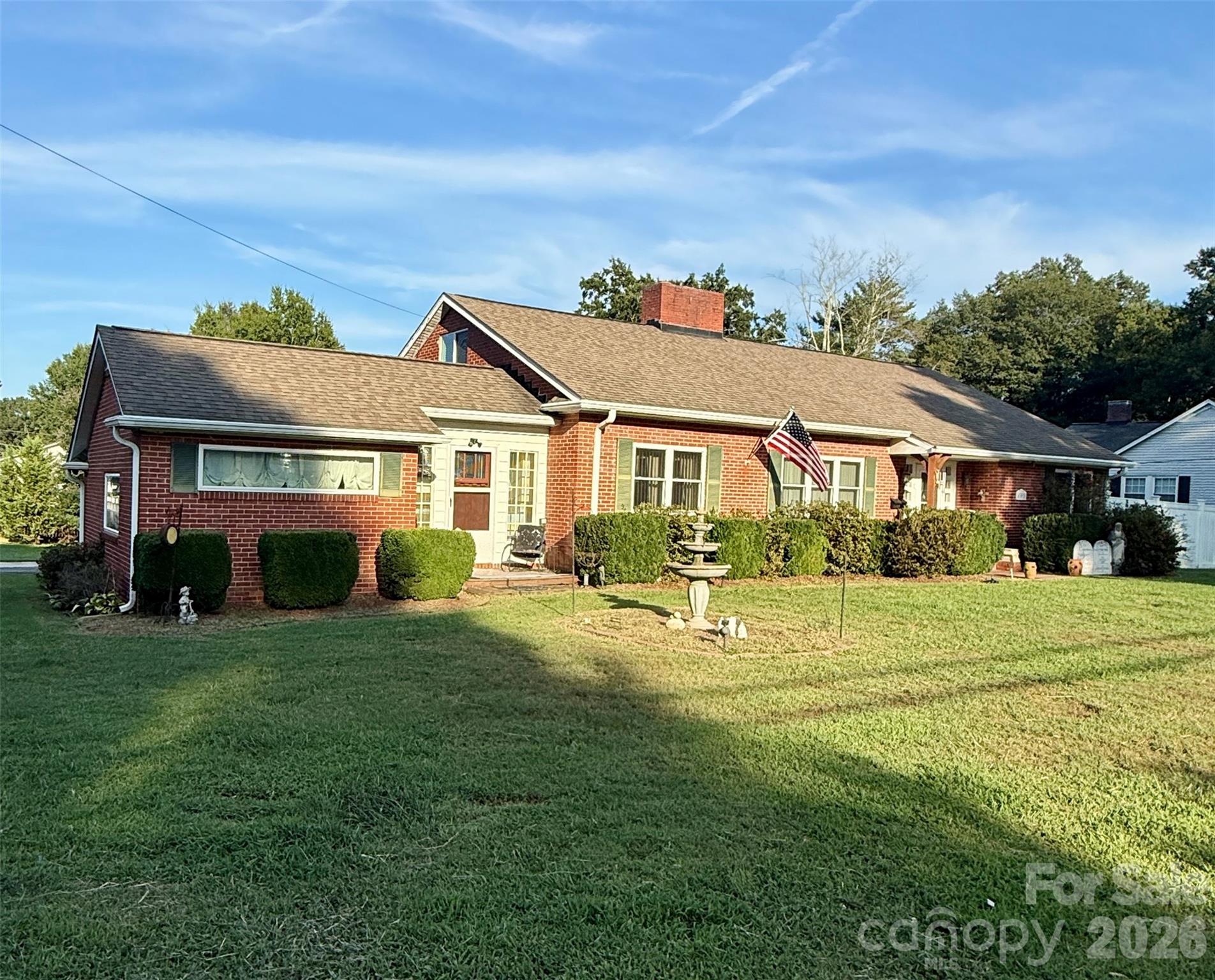 401 S Mulberry Street Property Photo 1
