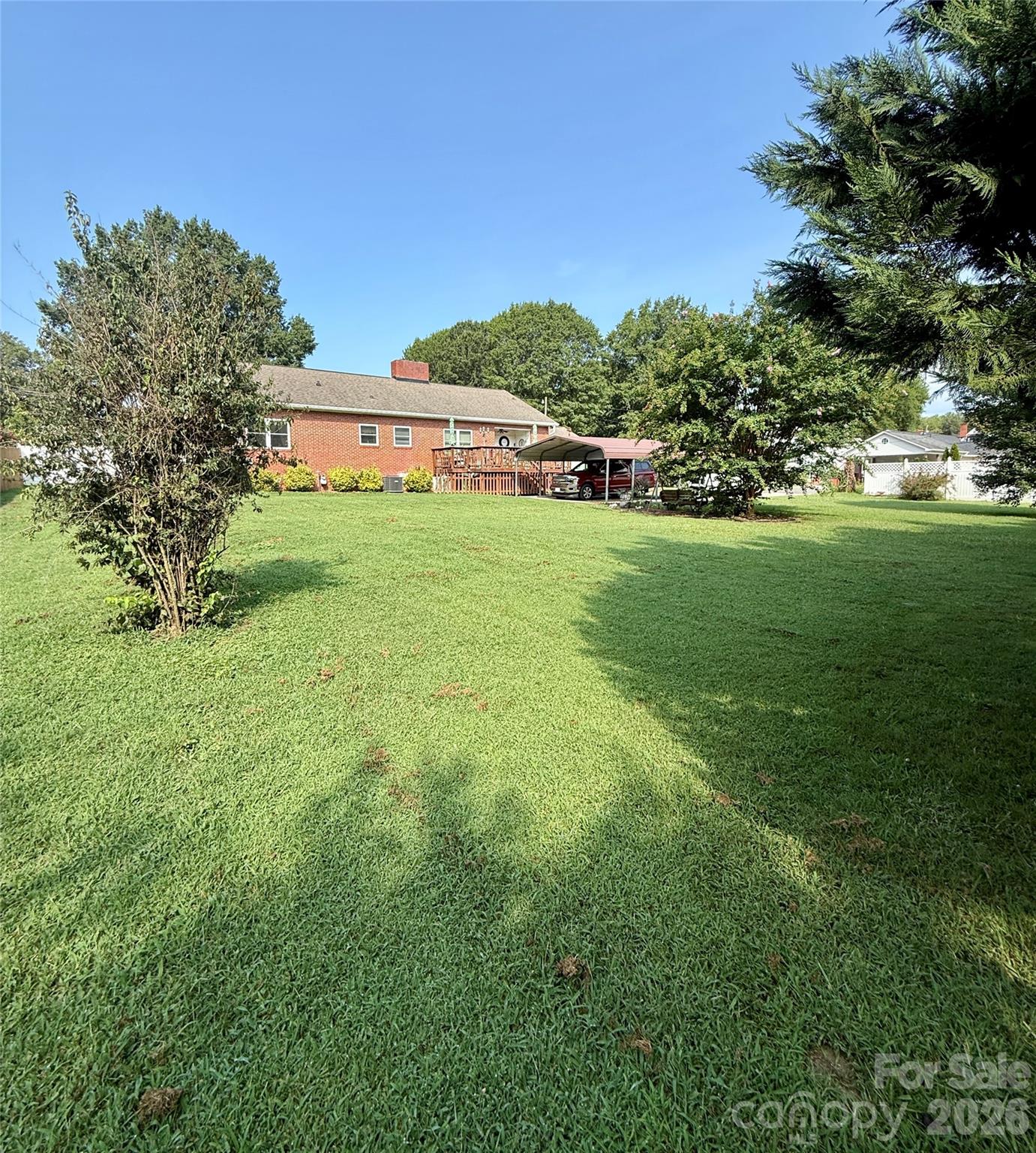 401 S Mulberry Street Property Photo 4