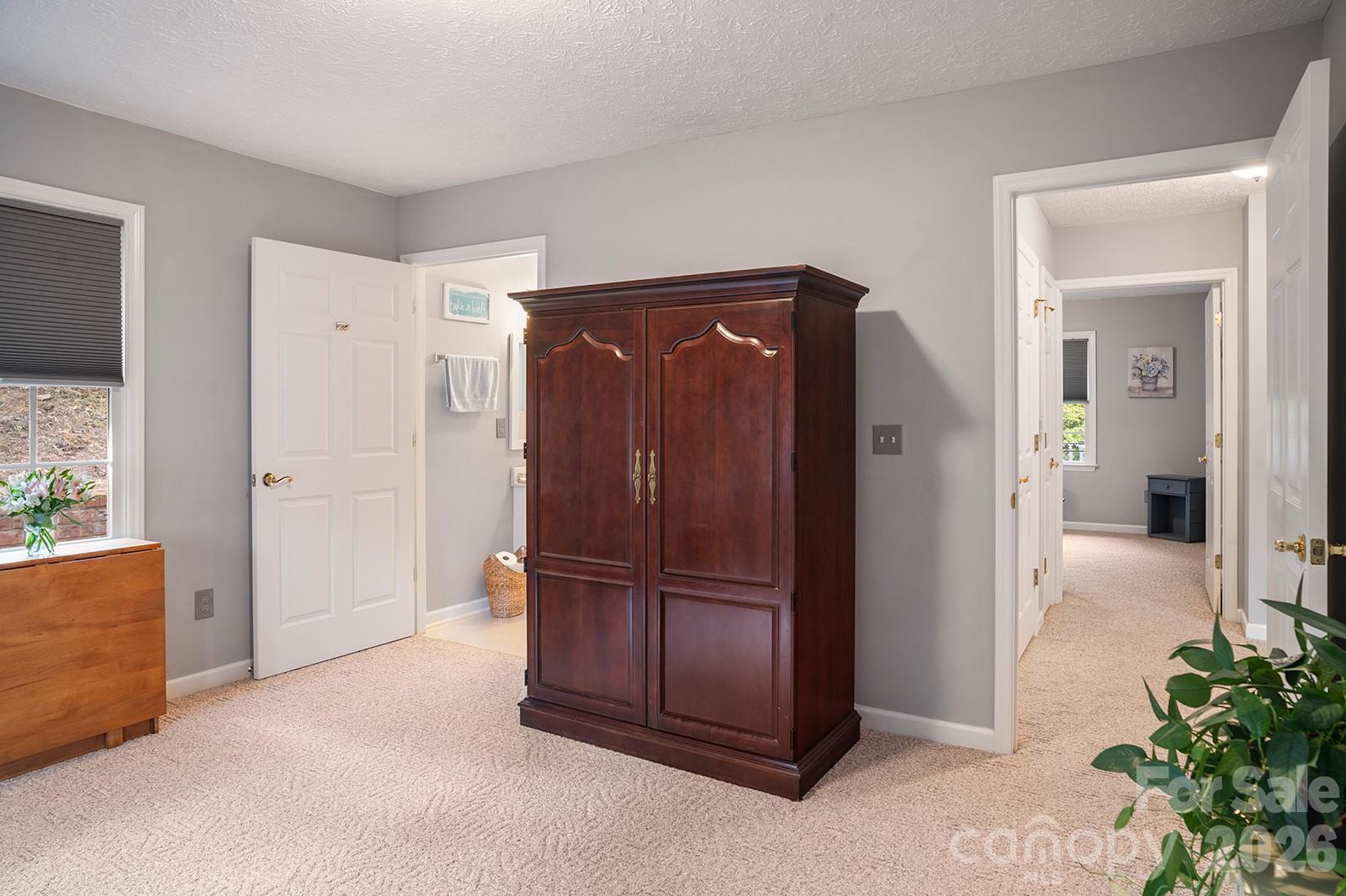 647 High Quarry Road Property Photo 28