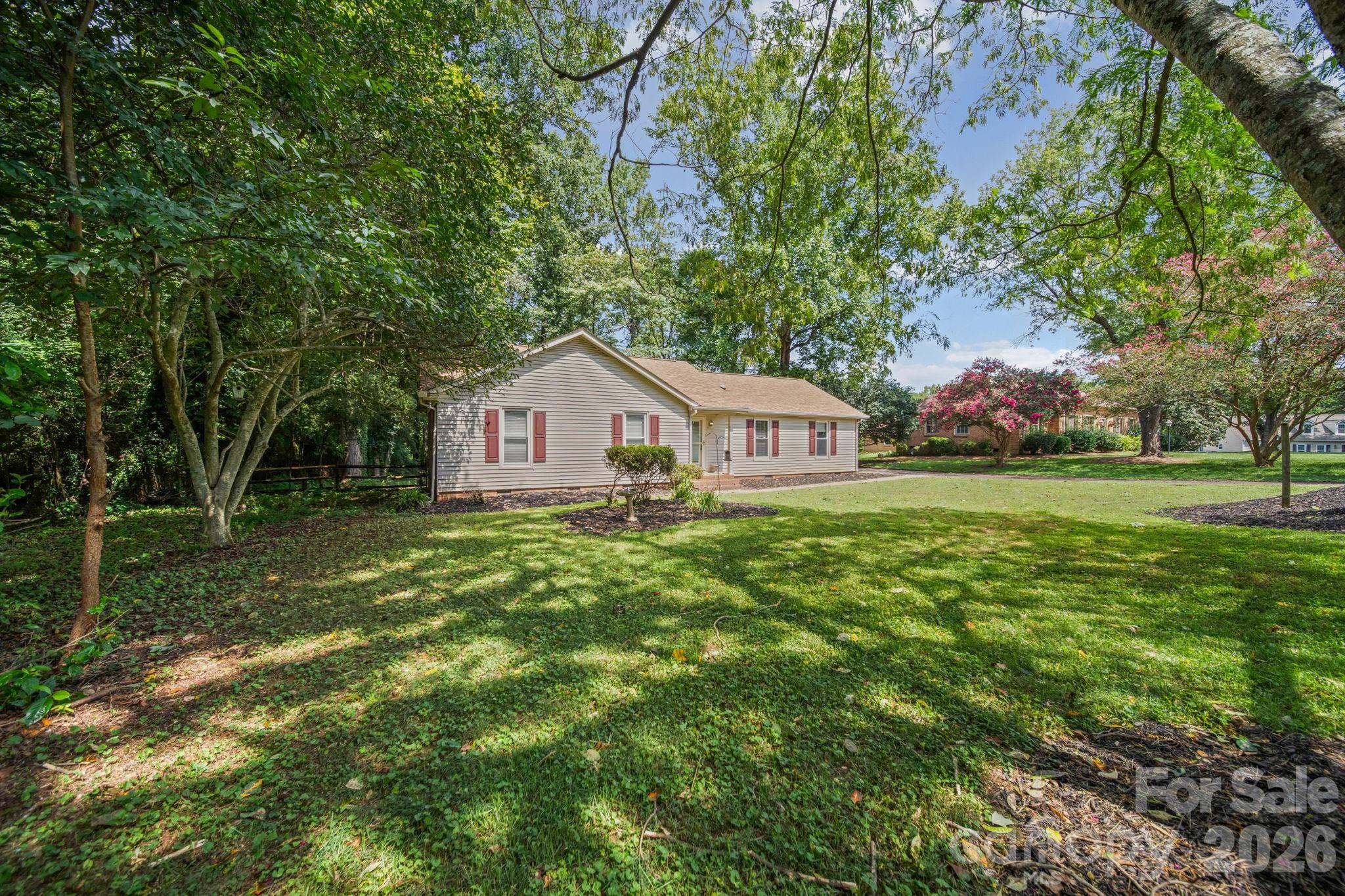 4710 Carving Tree Drive Property Photo 2