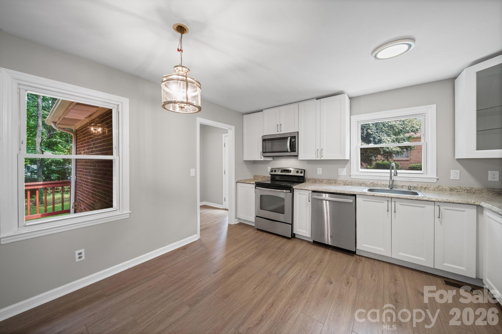 4710 Carving Tree Drive Property Photo 11