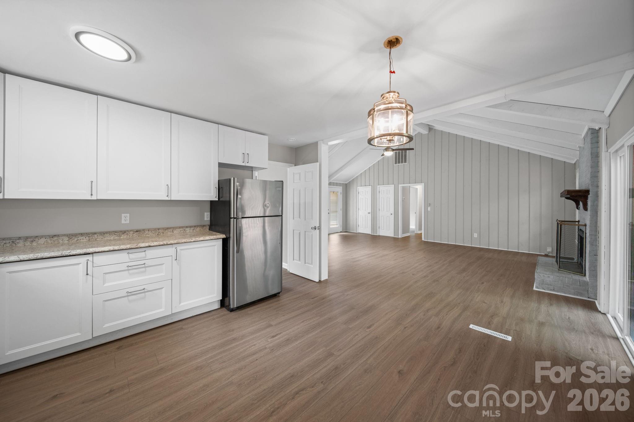 4710 Carving Tree Drive Property Photo 12