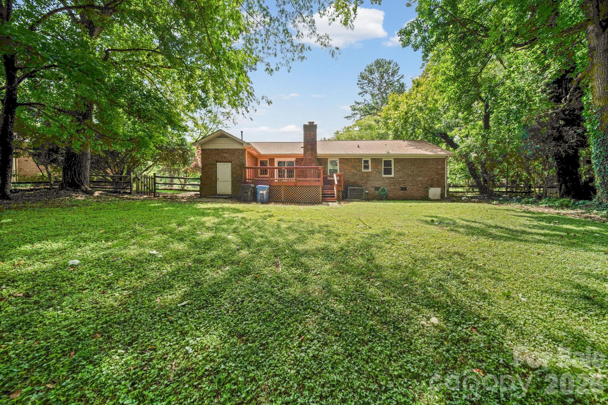 4710 Carving Tree Drive Property Photo 32