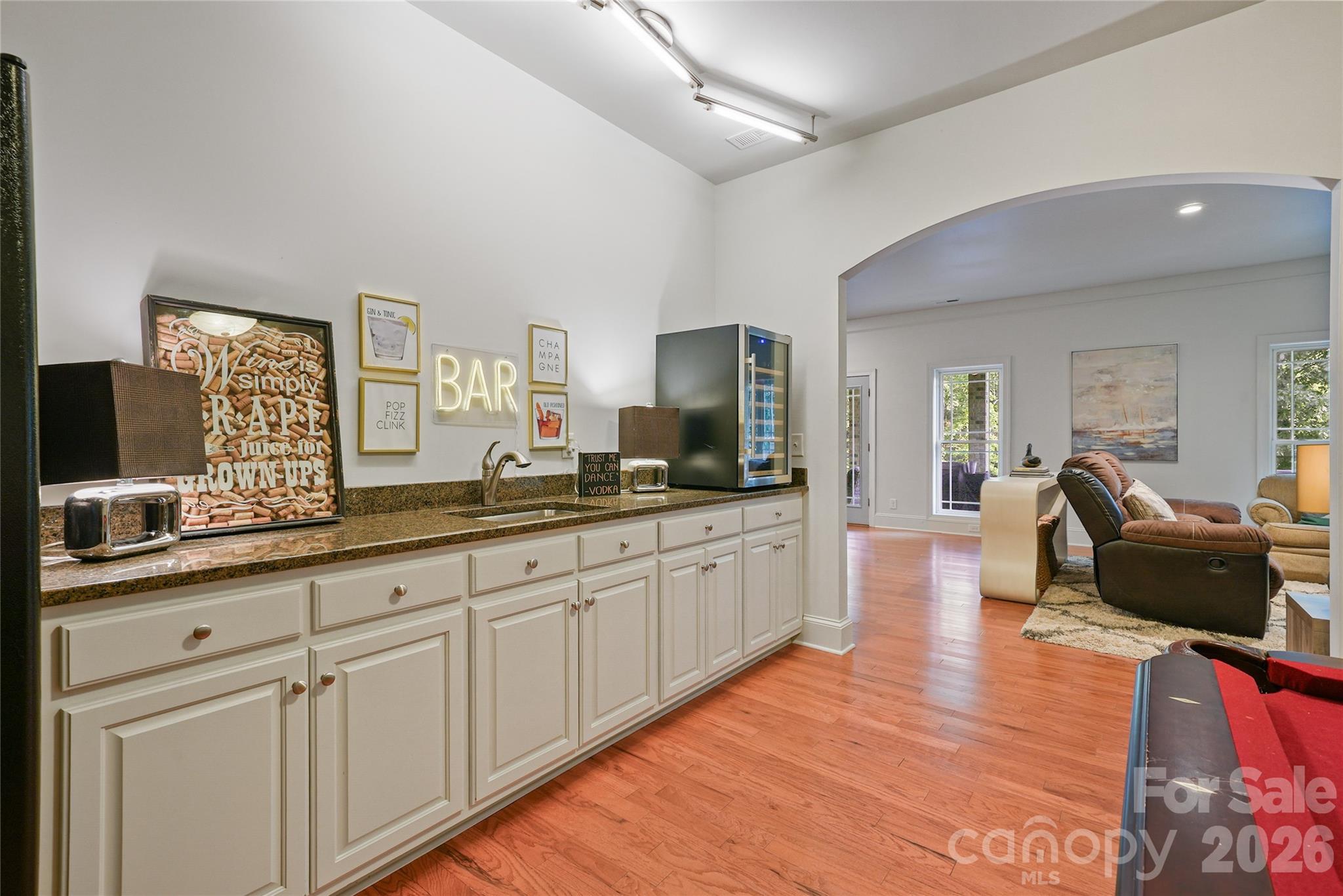 410 Plantation Way 4 Property Photo 27