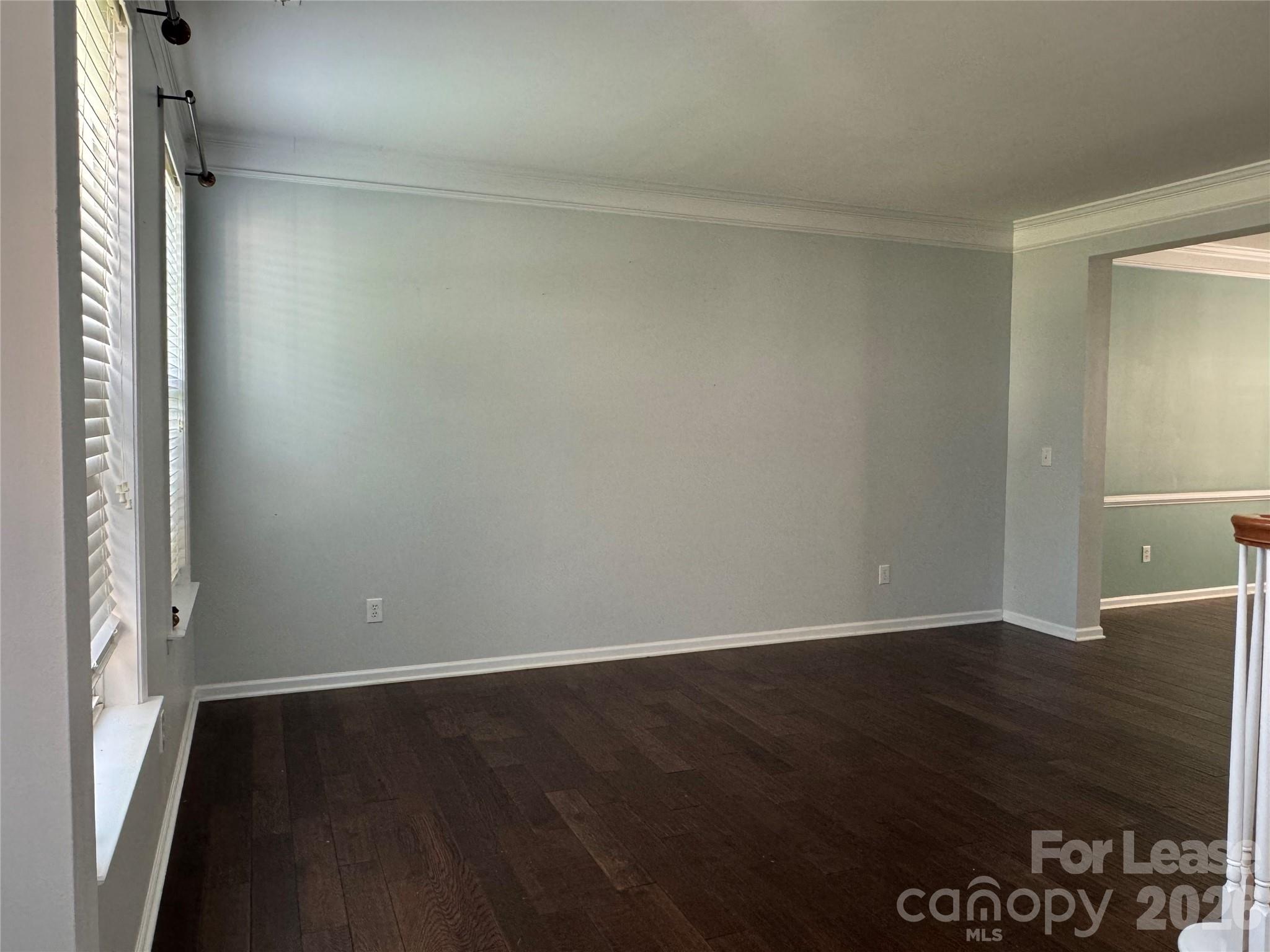 800 Pinkney Place Property Photo 3