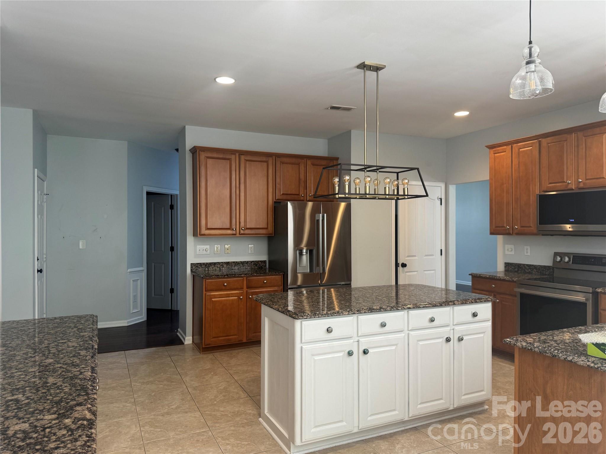 800 Pinkney Place Property Photo 7