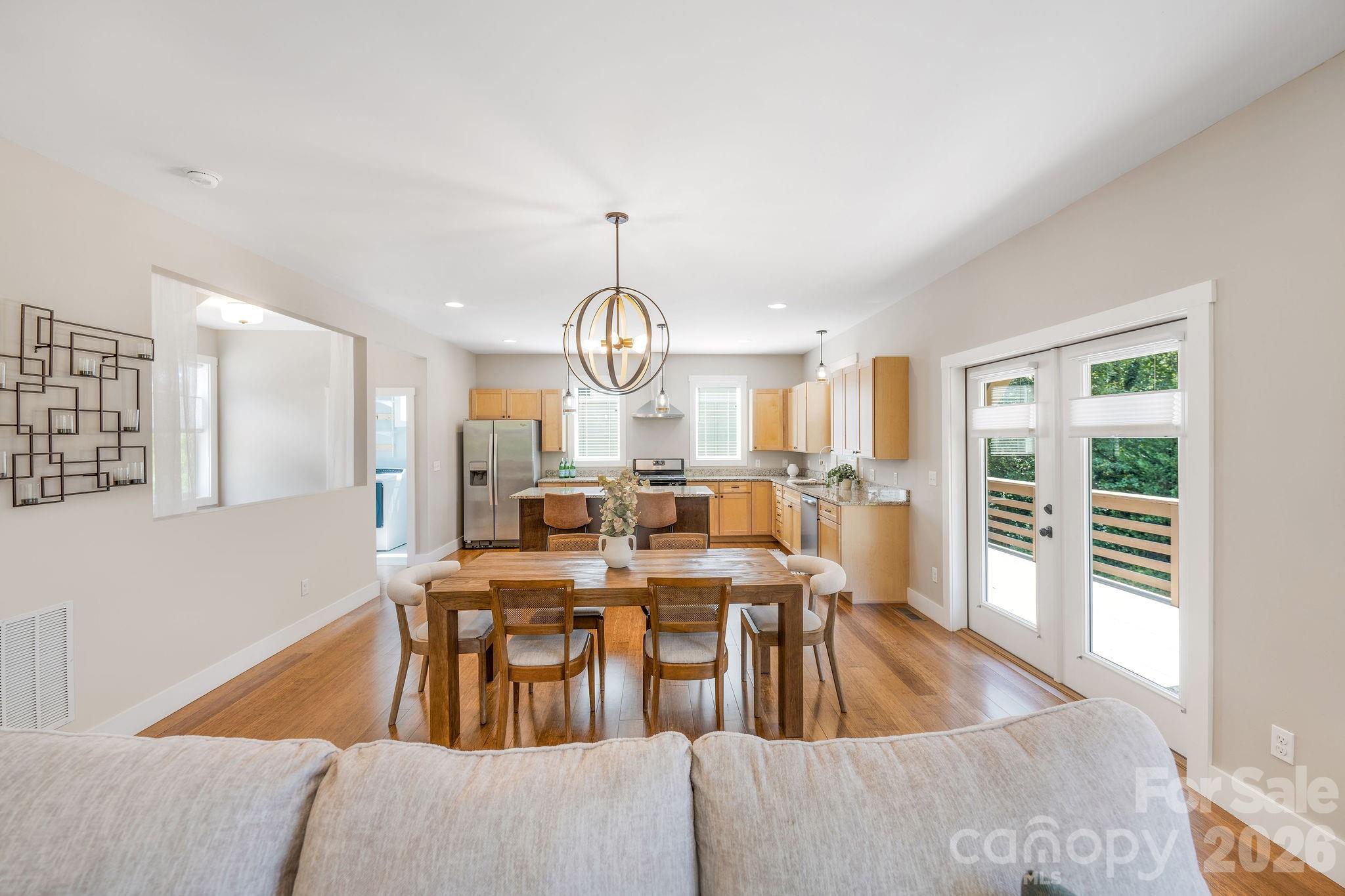27 Hubbard Avenue Property Photo 11