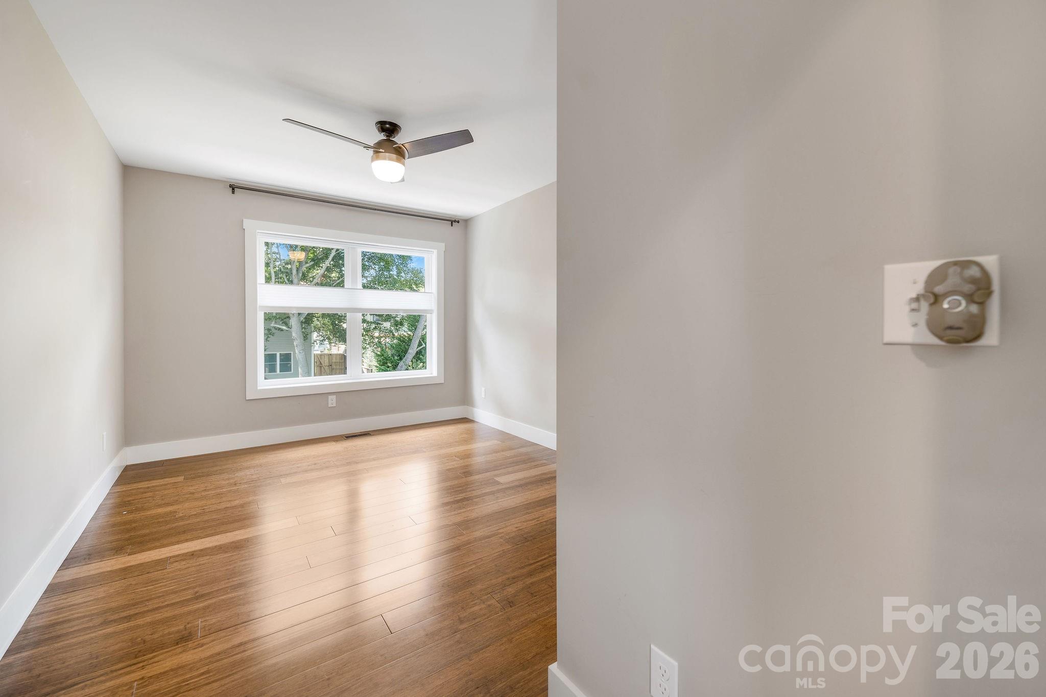 27 Hubbard Avenue Property Photo 35