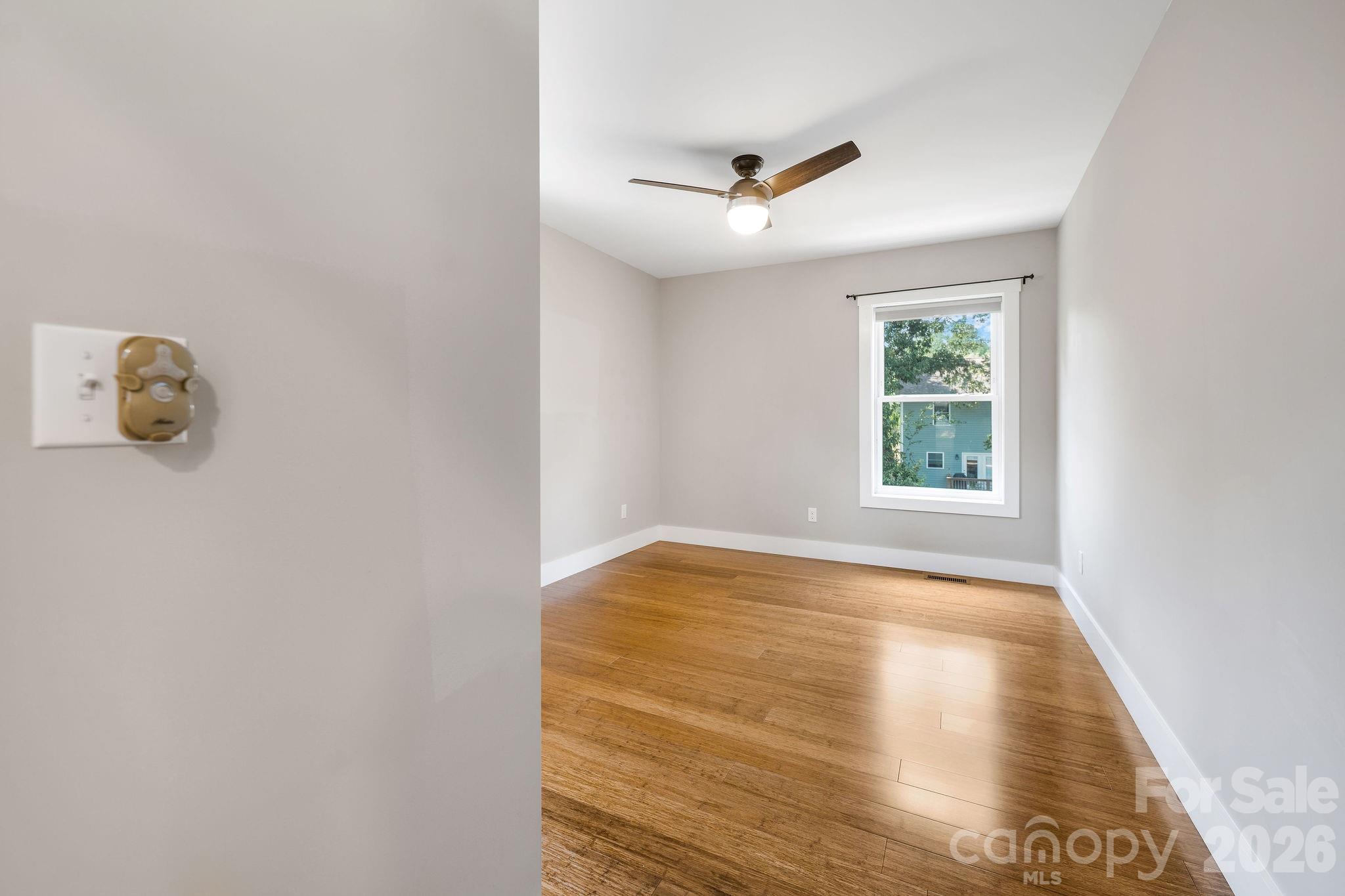 27 Hubbard Avenue Property Photo 38
