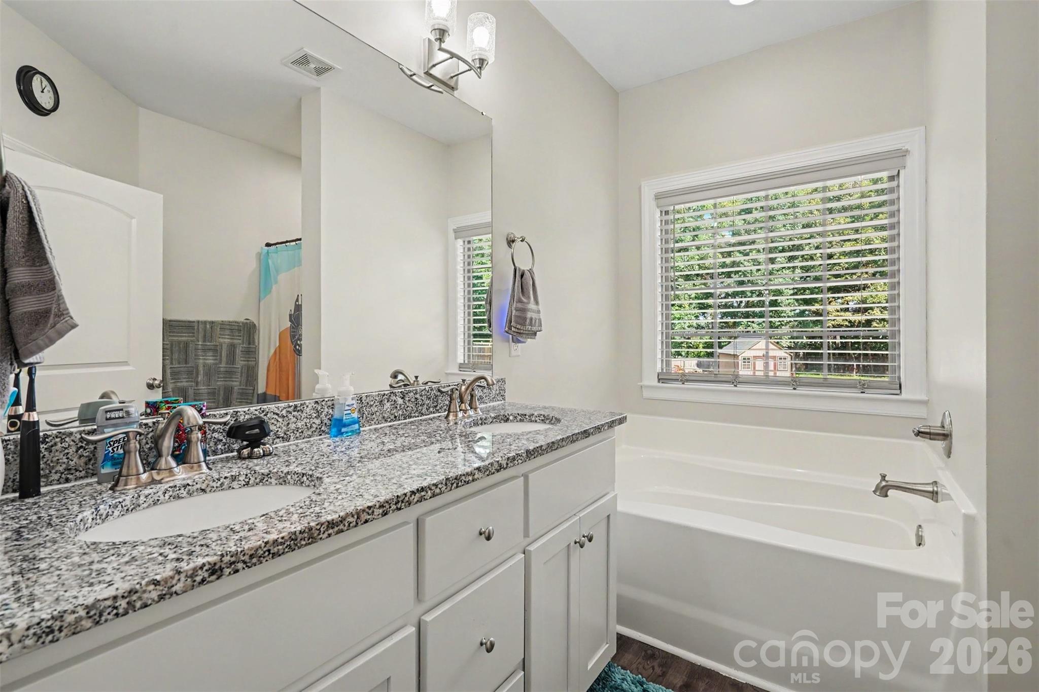 1319 Baucom Road Property Photo 15