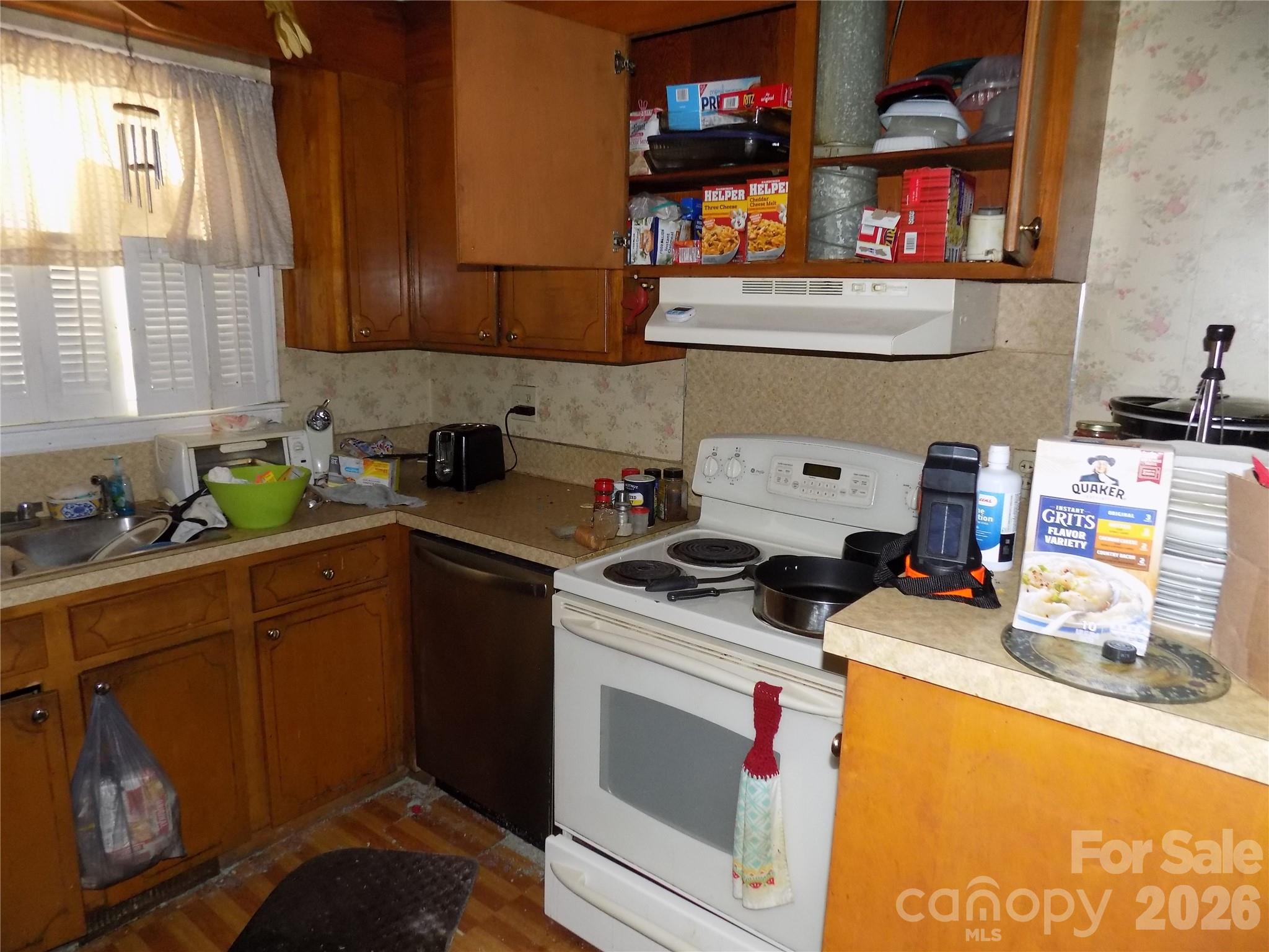 340 S Vine Street Property Photo 4