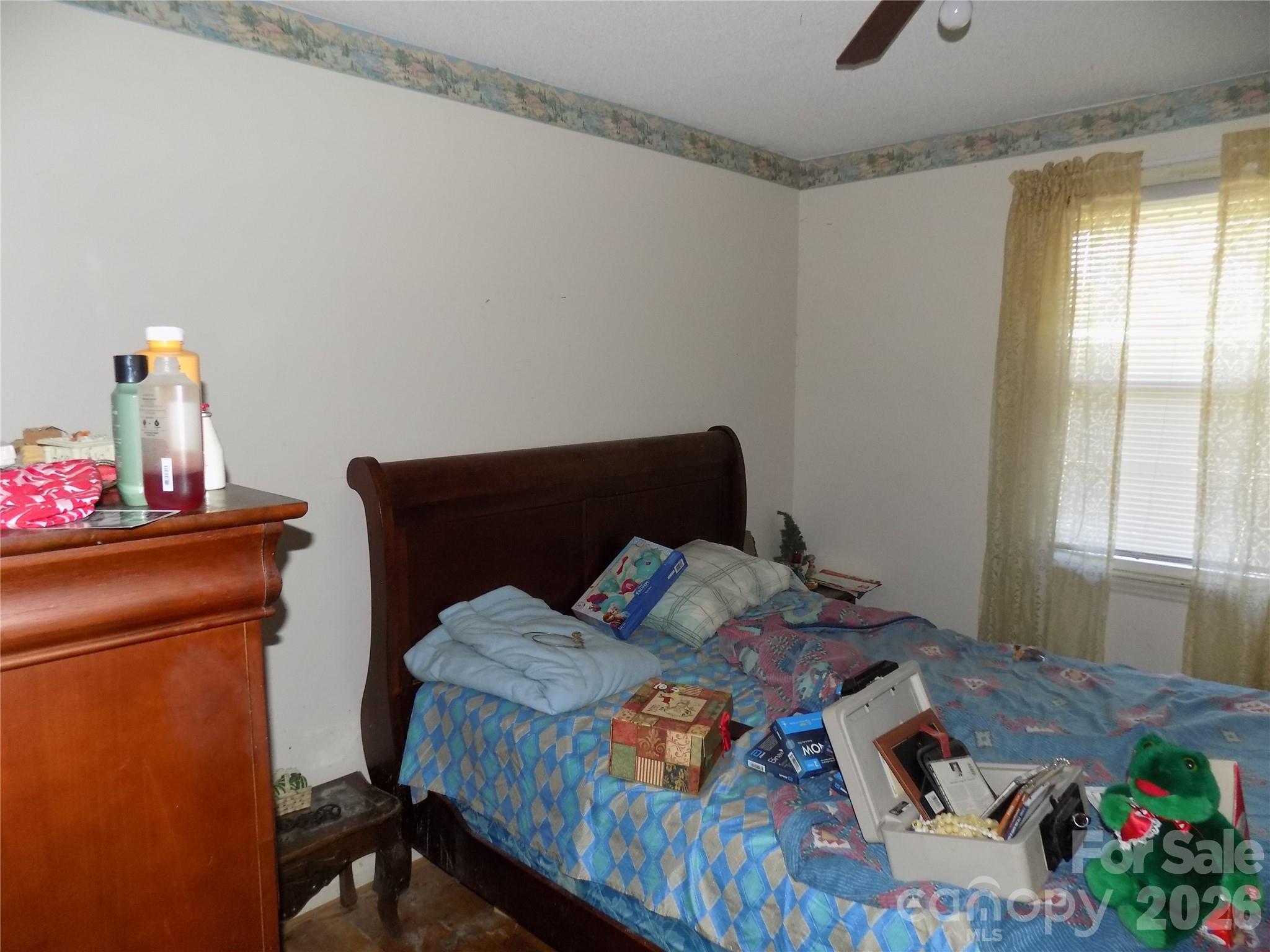 340 S Vine Street Property Photo 8