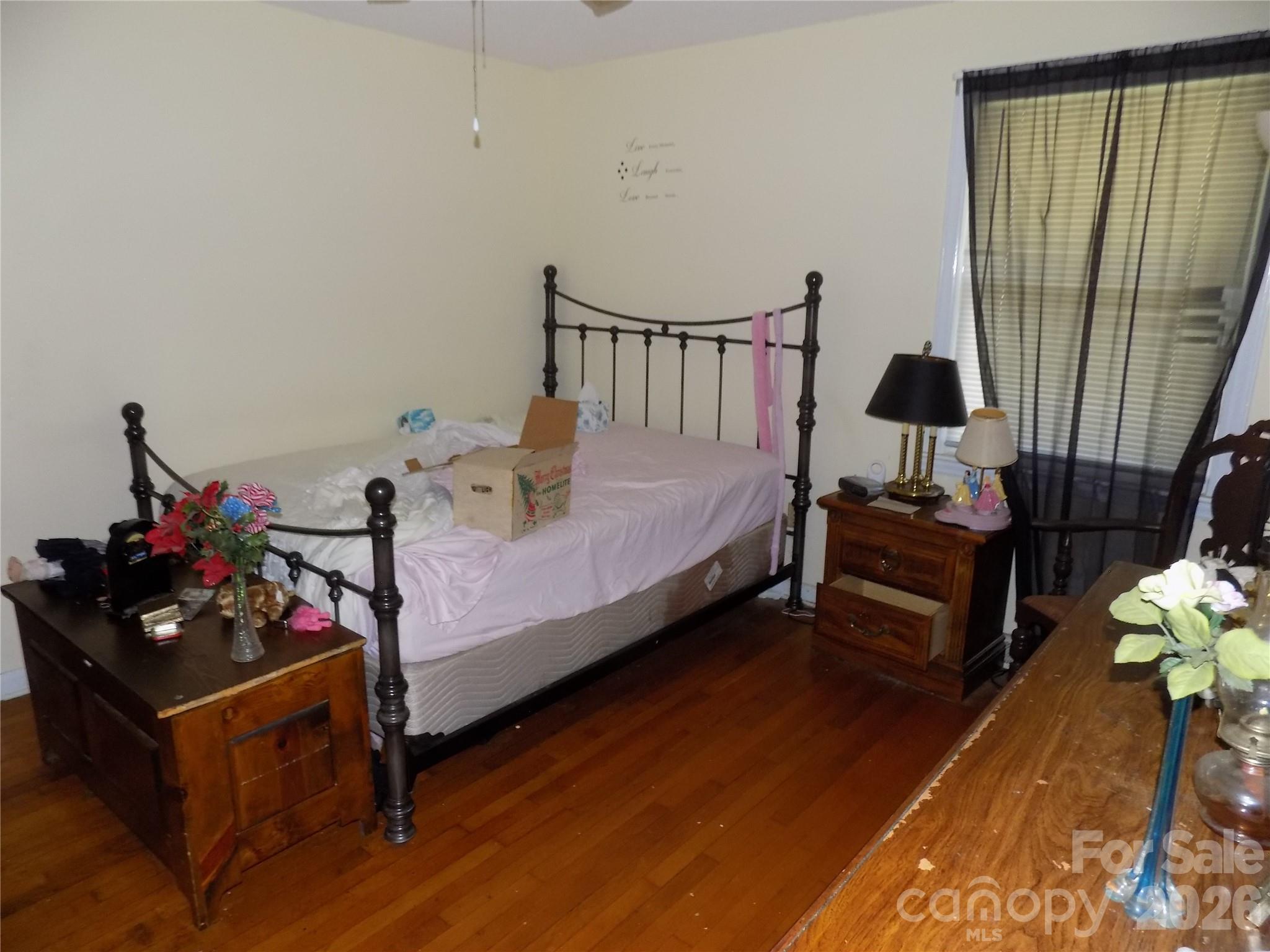 340 S Vine Street Property Photo 11