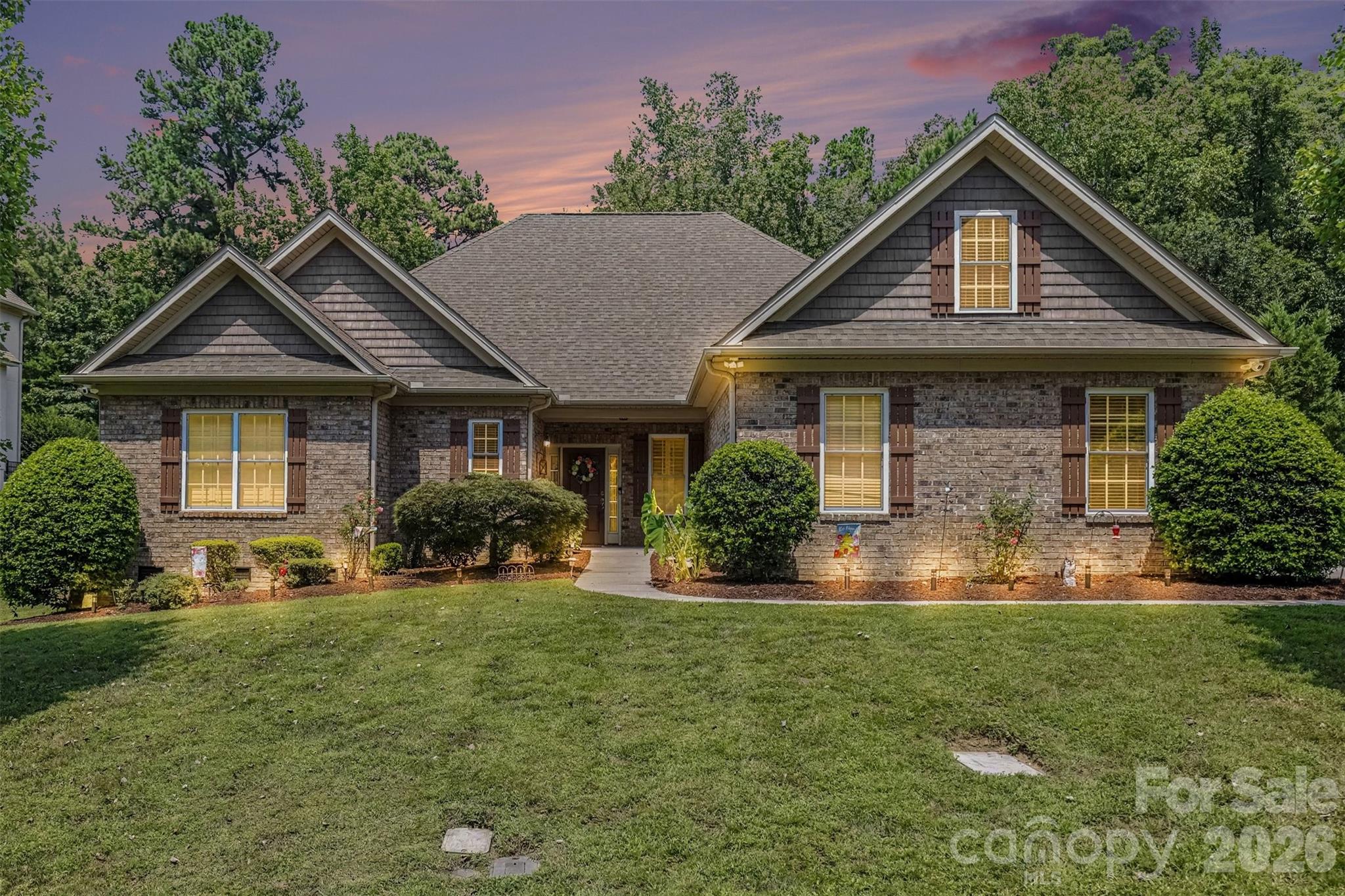1820 Wedowee Court Property Photo 1
