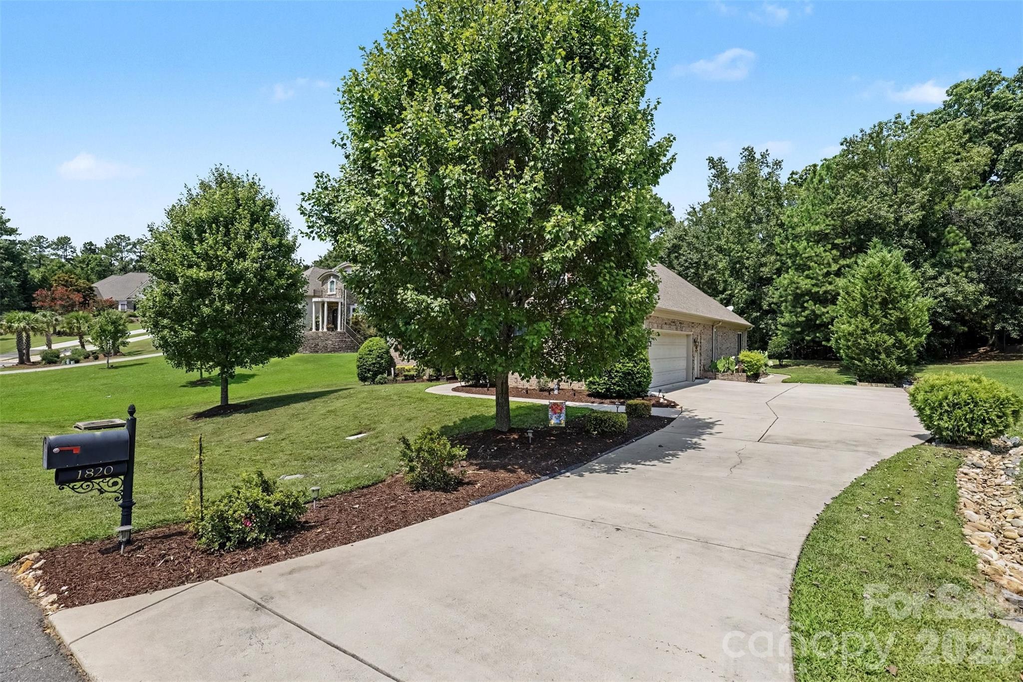 1820 Wedowee Court Property Photo 32