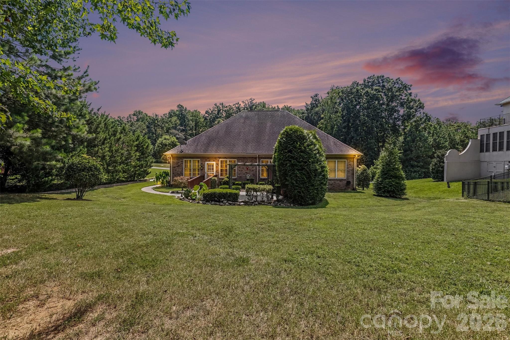 1820 Wedowee Court Property Photo 38