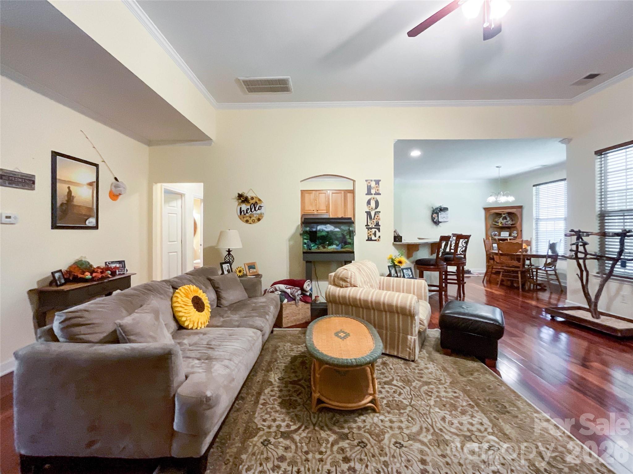2702 Piersland Drive Property Photo 8
