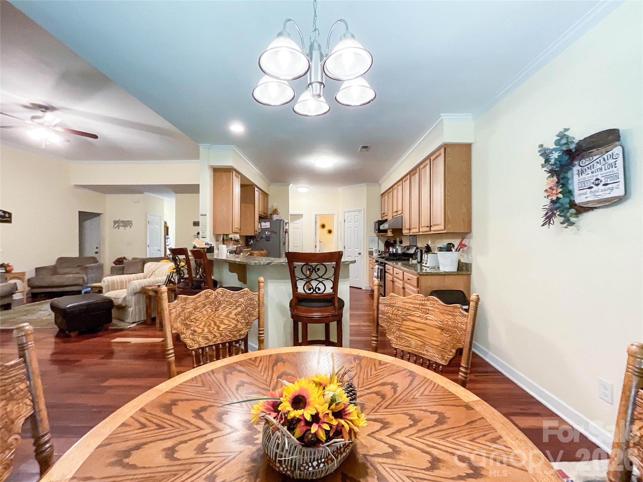 2702 Piersland Drive Property Photo 11