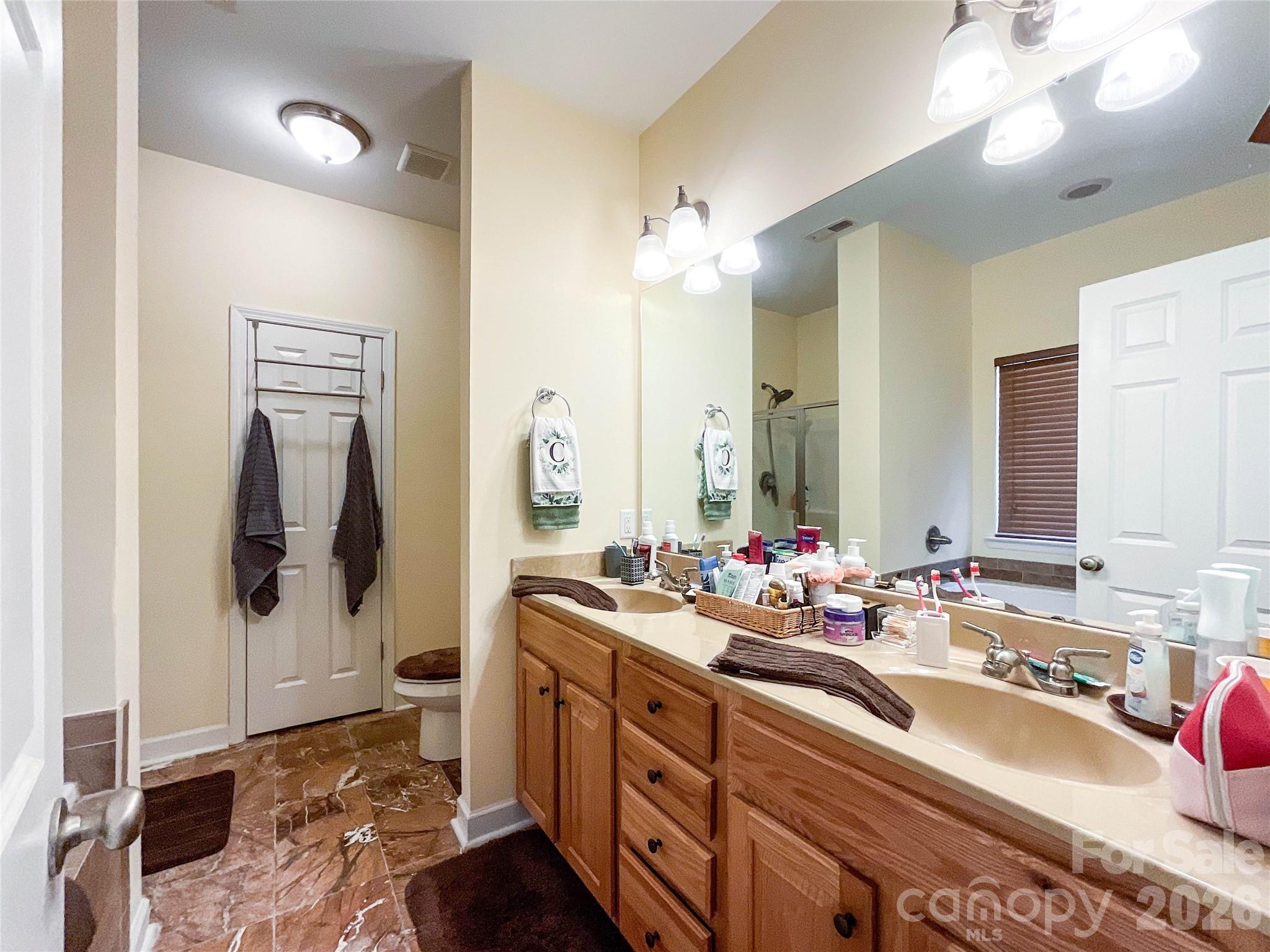 2702 Piersland Drive Property Photo 17
