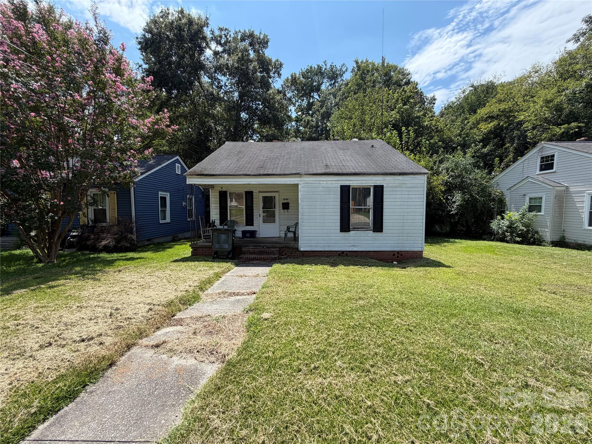 648 Flint Street Property Photo 1