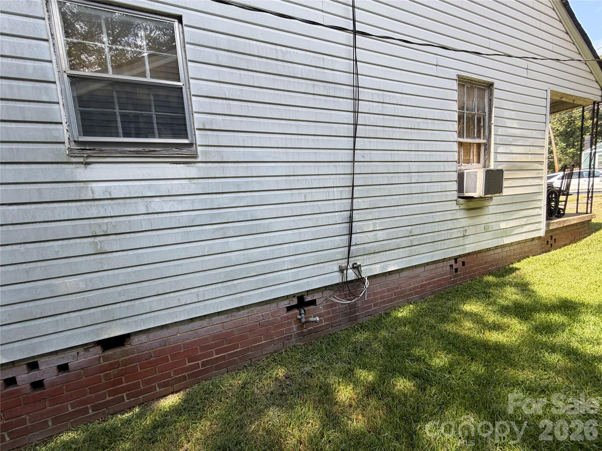 648 Flint Street Property Photo 15