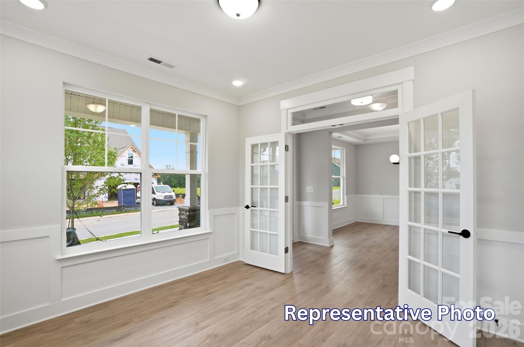 5213 Devonshire Road Property Photo 5