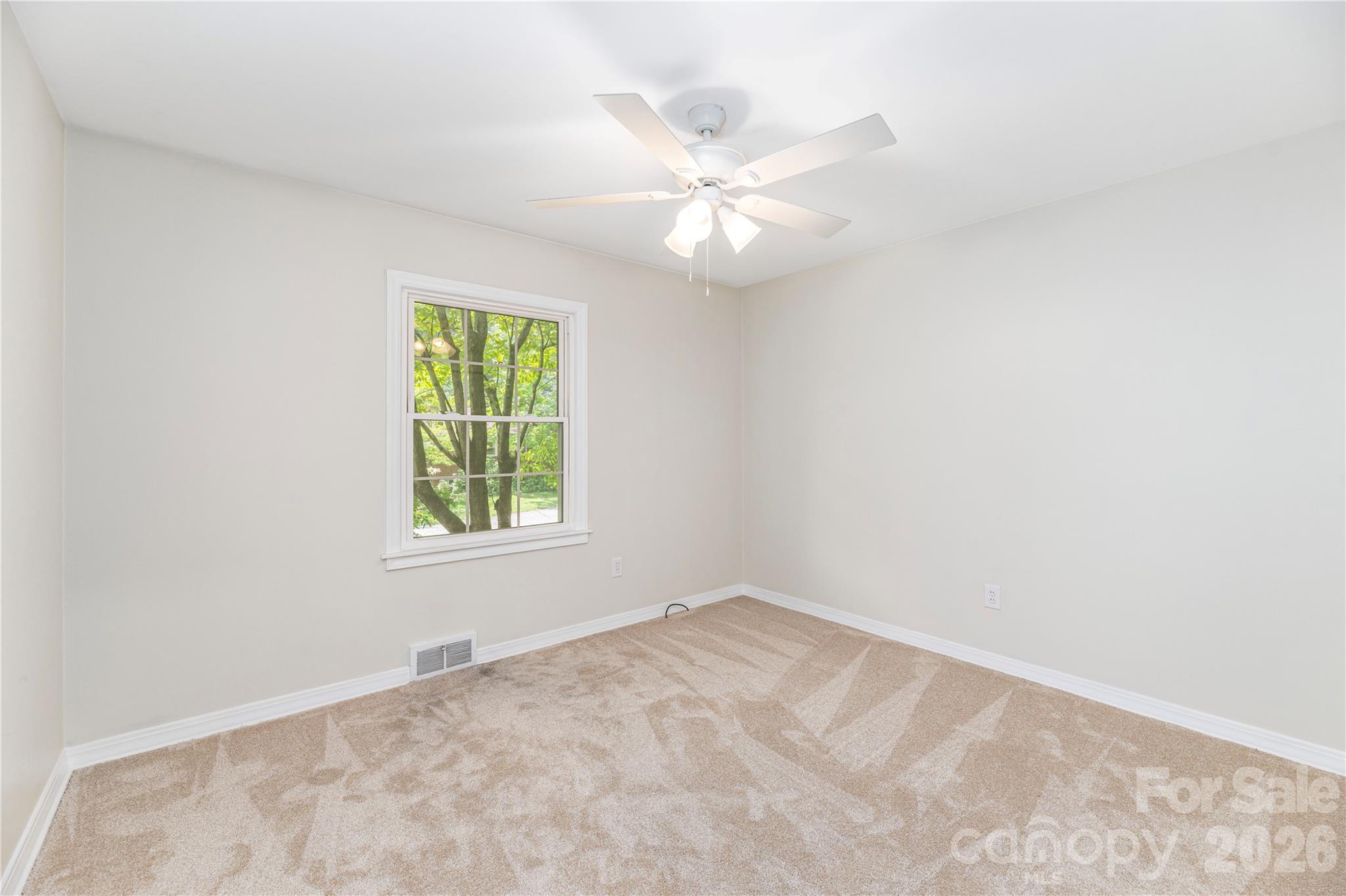 102 Azalea Drive Property Photo 18