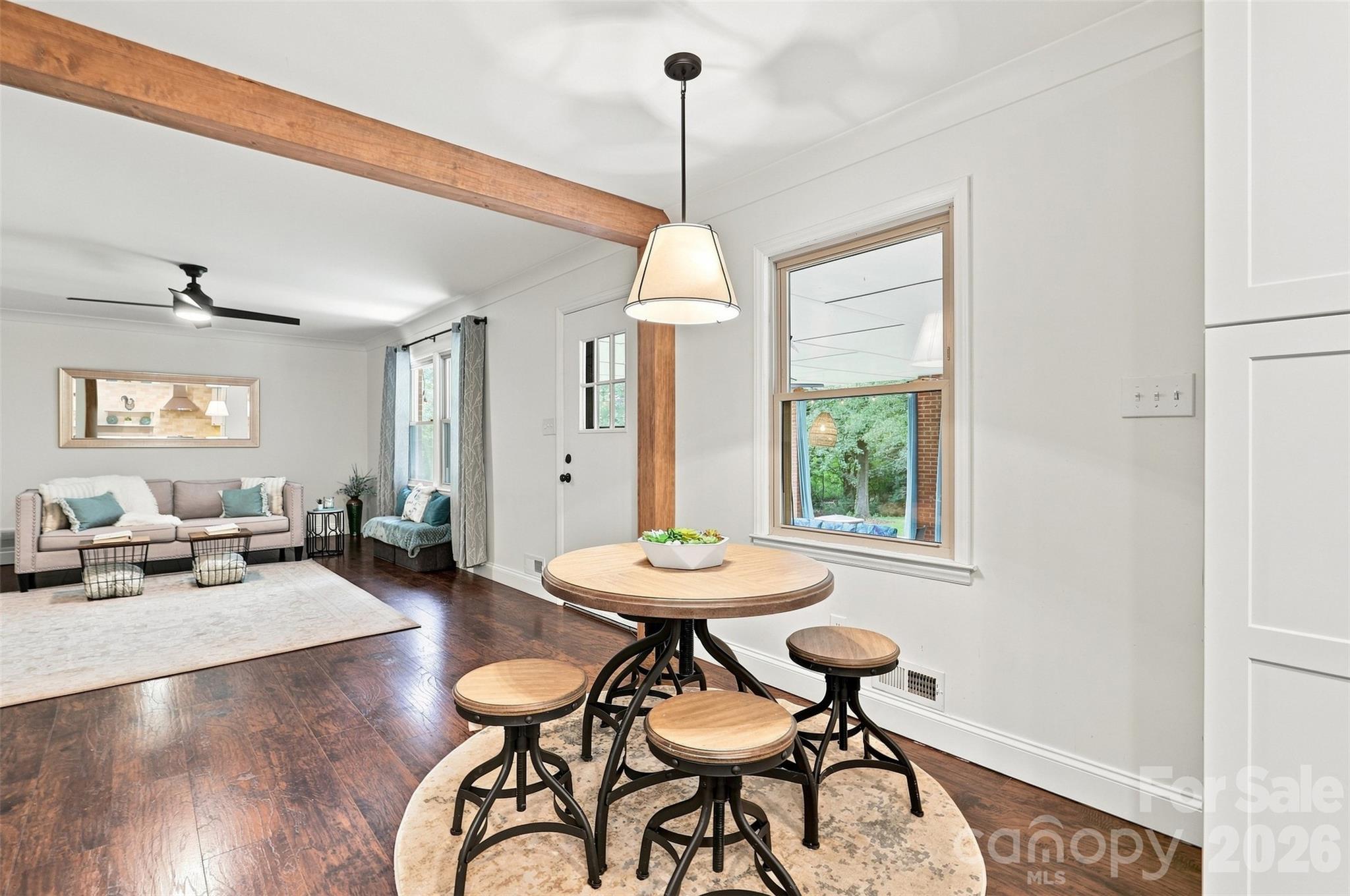 1002 Leewood Drive Property Photo 13