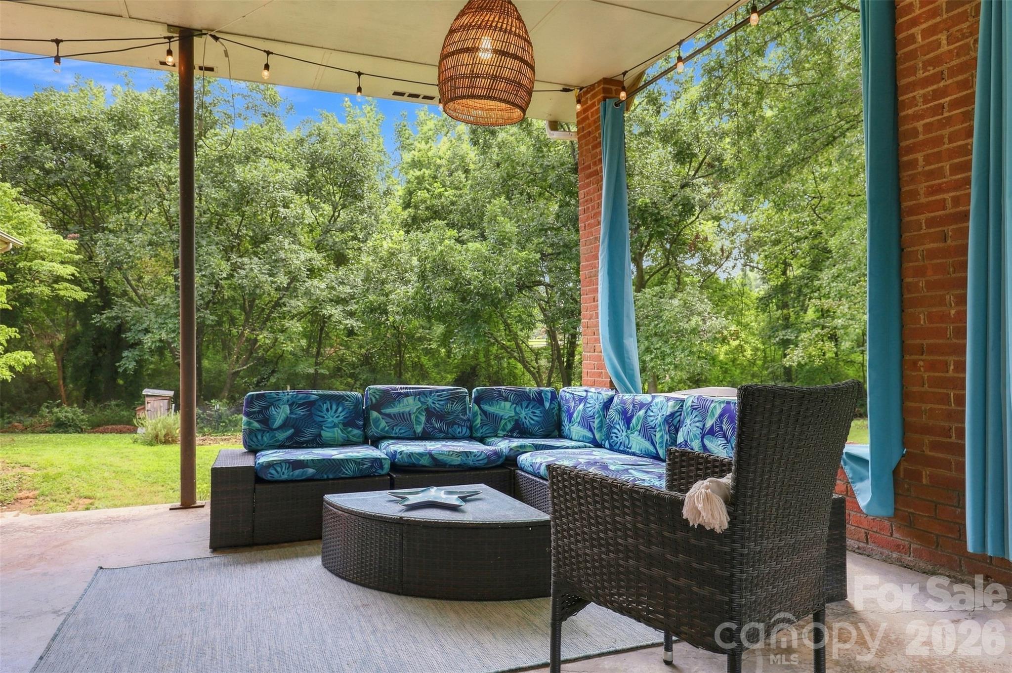 1002 Leewood Drive Property Photo 34