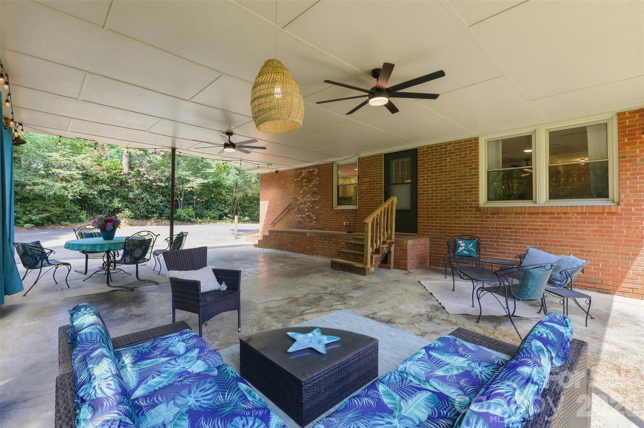 1002 Leewood Drive Property Photo 36