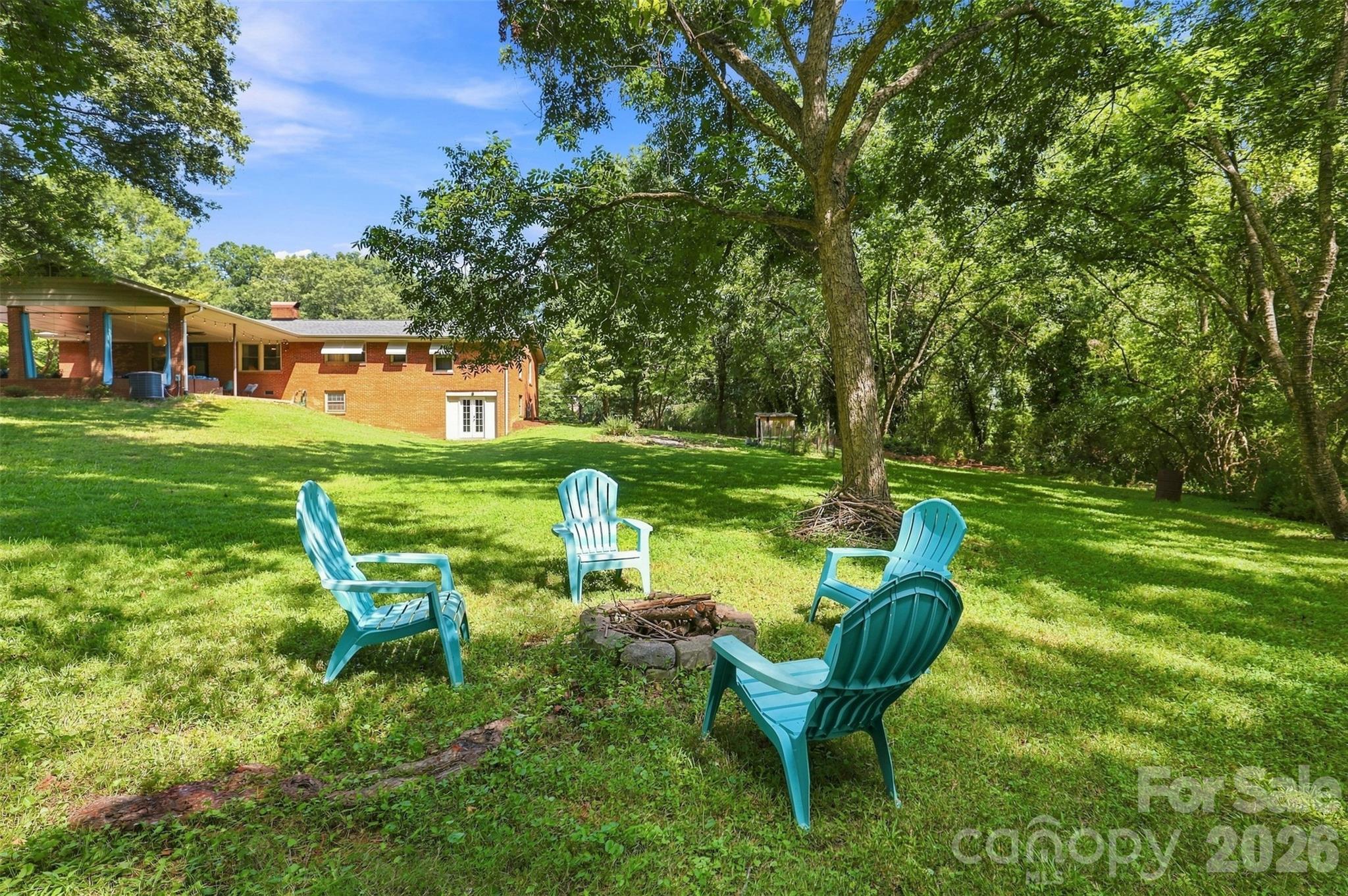 1002 Leewood Drive Property Photo 38