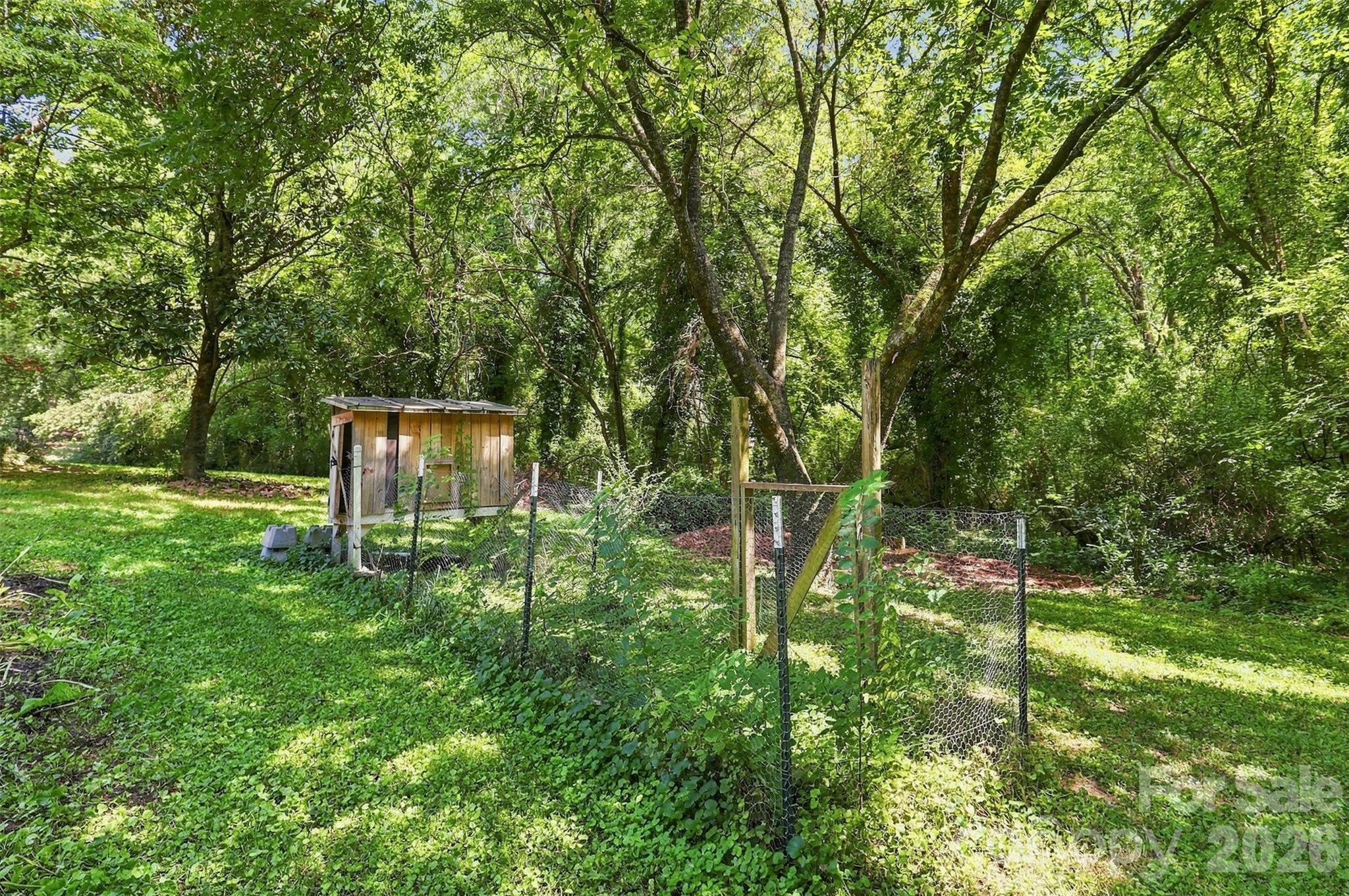 1002 Leewood Drive Property Photo 39