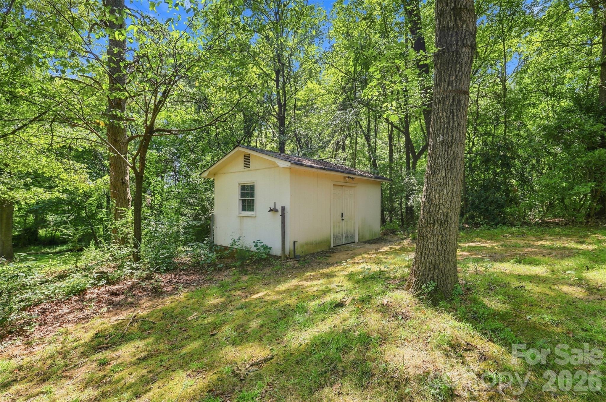 1002 Leewood Drive Property Photo 42