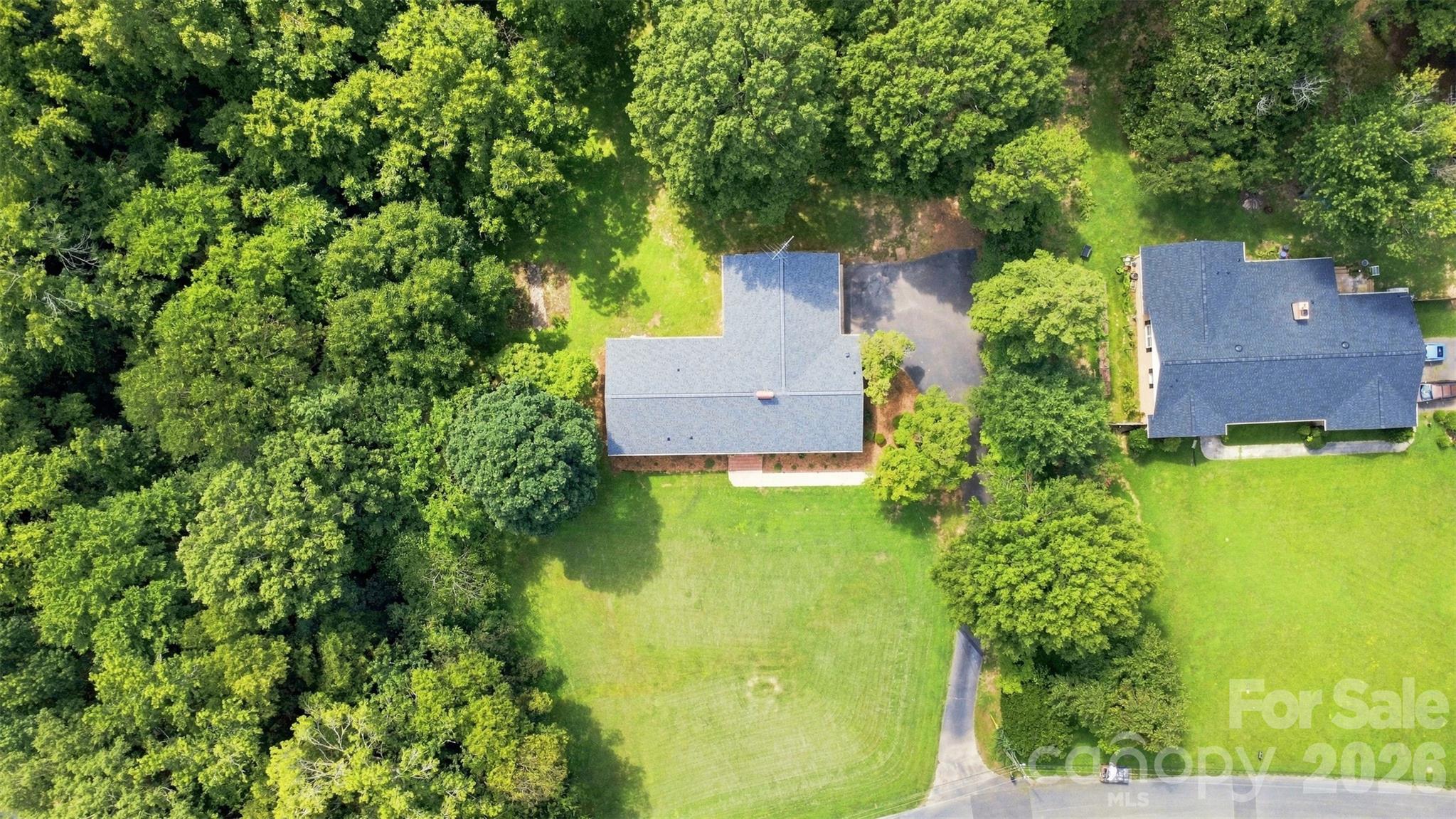 1002 Leewood Drive Property Photo 45
