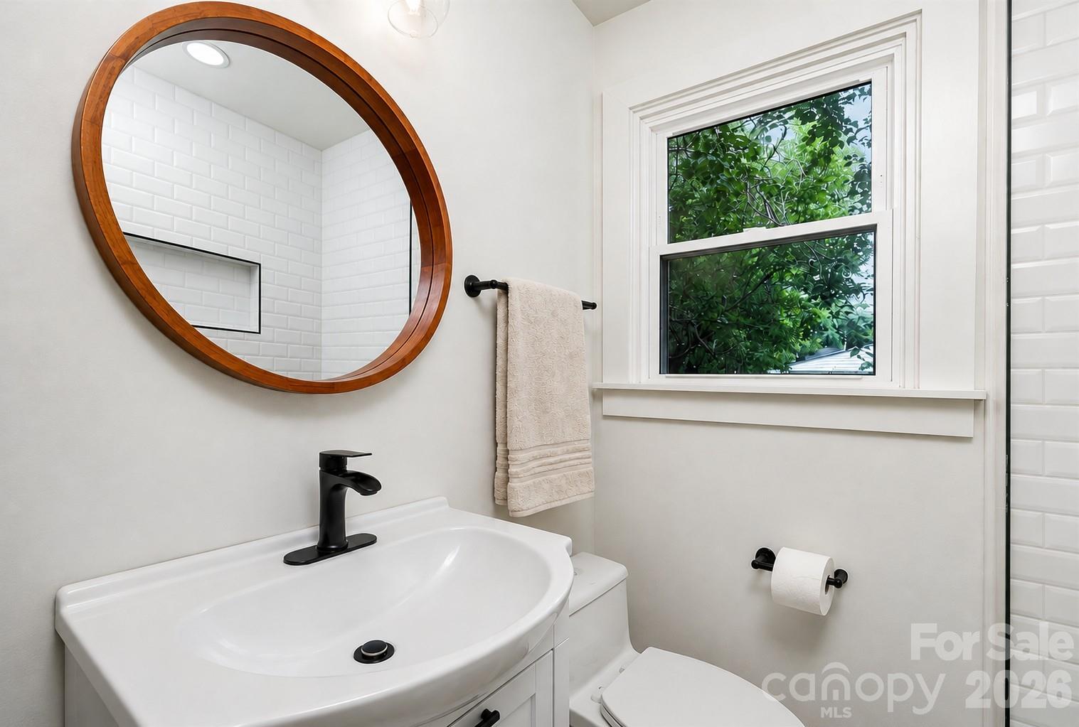 2104 St Mark Street Property Photo 8