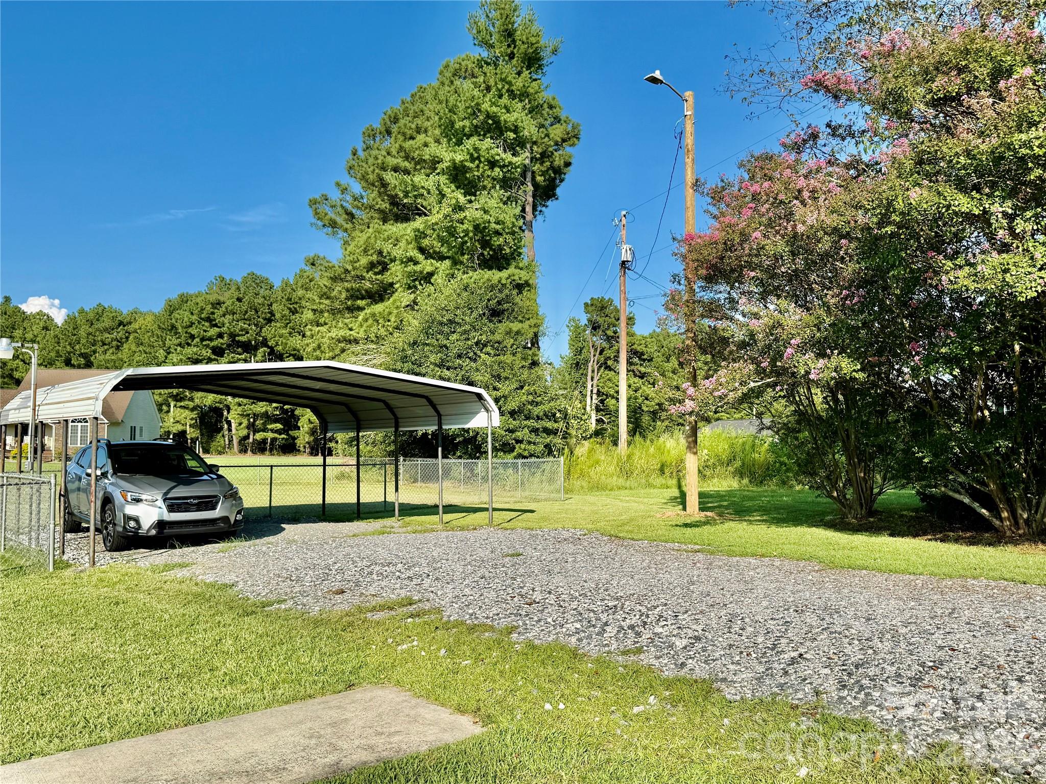 6191 Richburg Road Property Photo 5