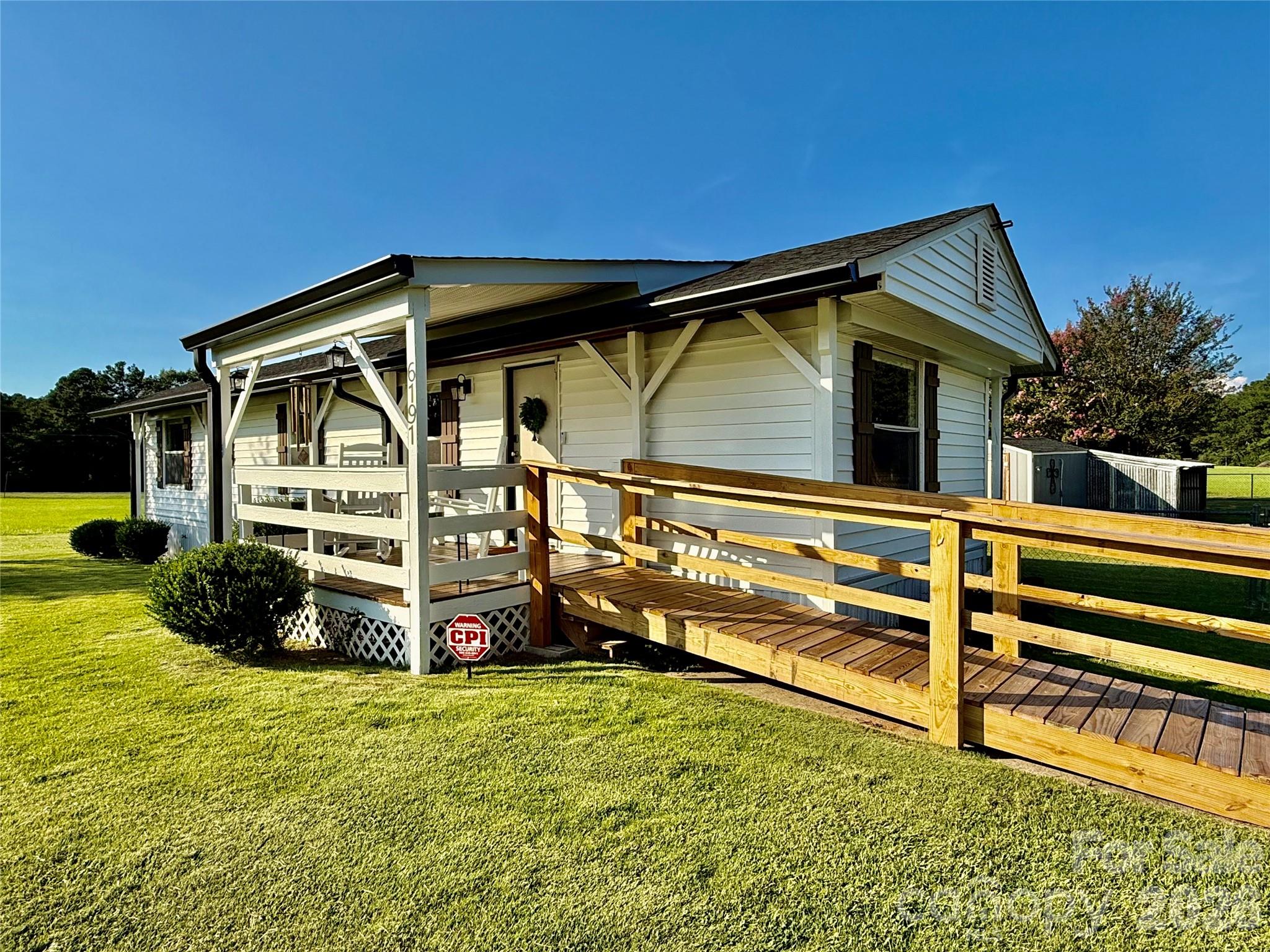 6191 Richburg Road Property Photo 6
