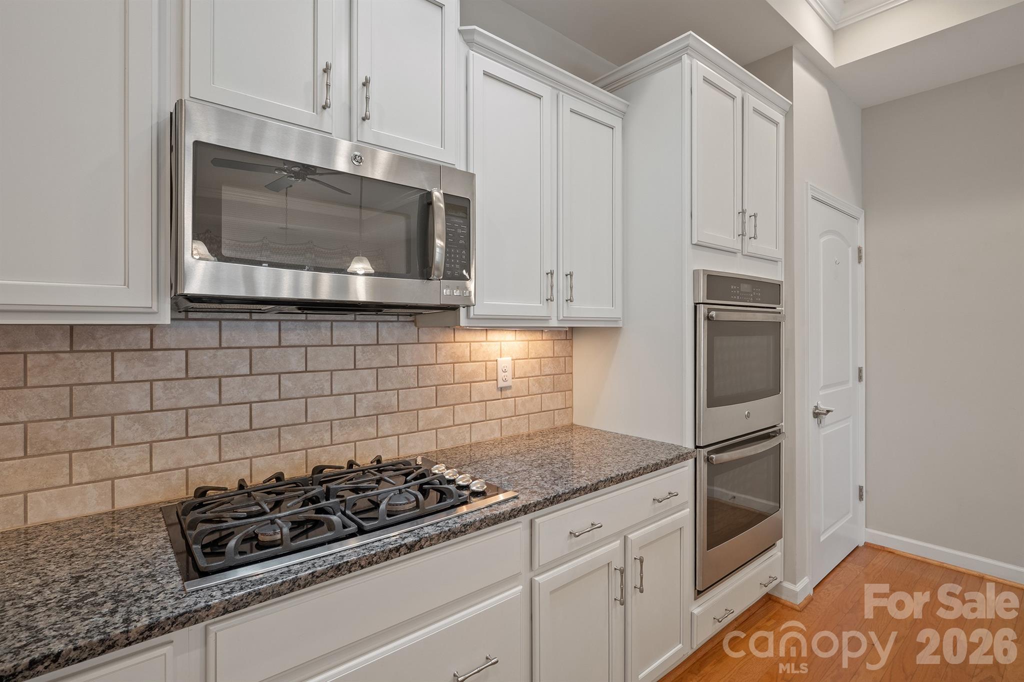 5028 Polo Gate Boulevard Property Photo 11
