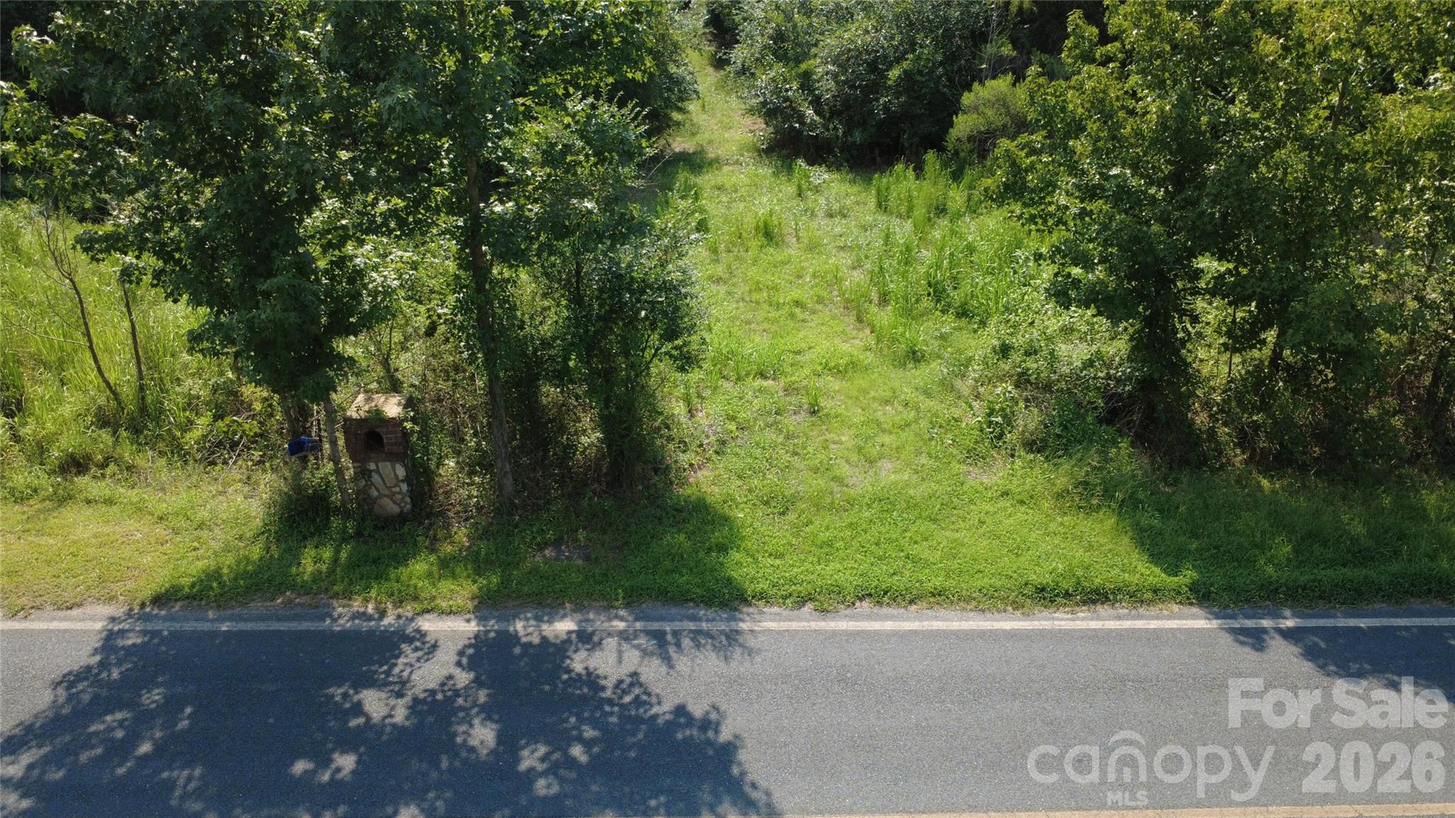 3601 Lanesboro Road Property Photo 9