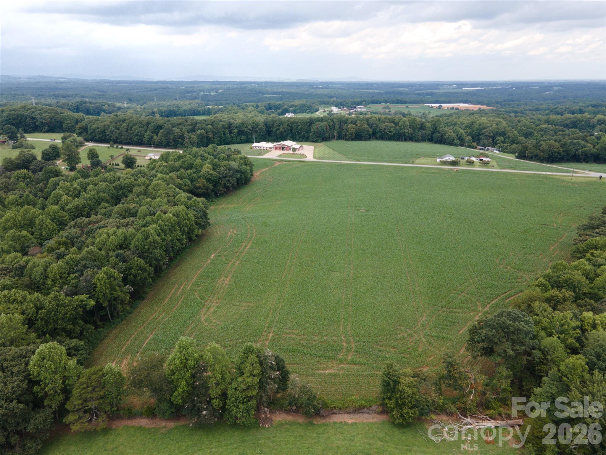 11ac W Memorial Highway Property Photo 7