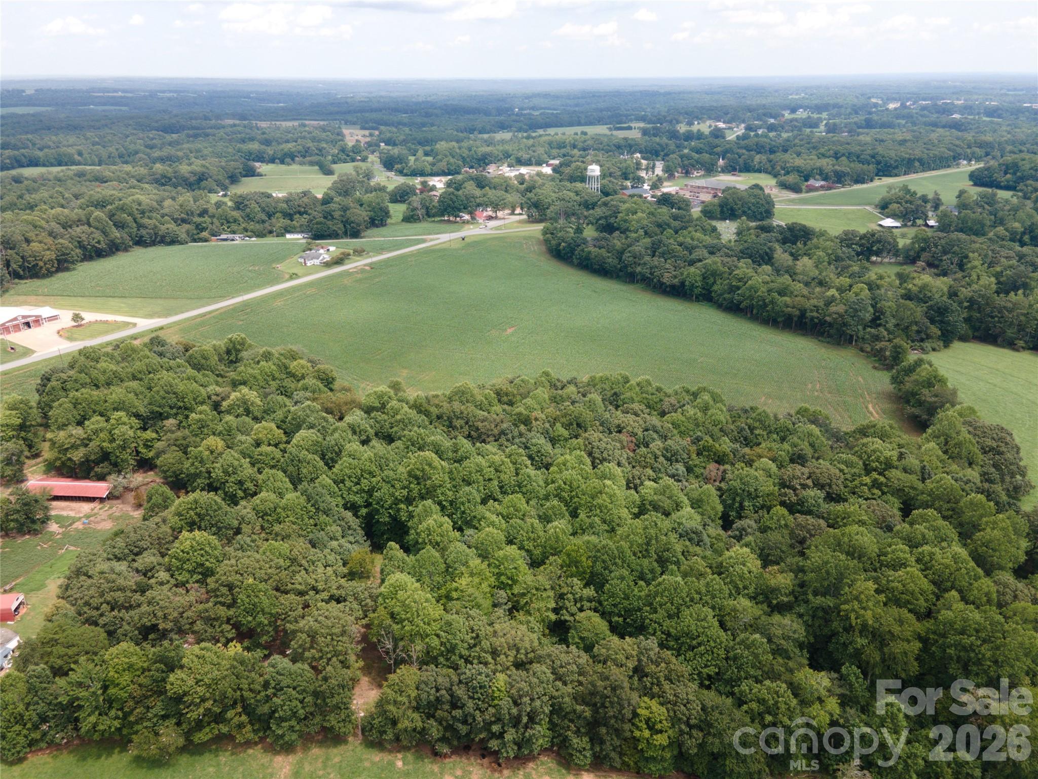11ac W Memorial Highway Property Photo 9